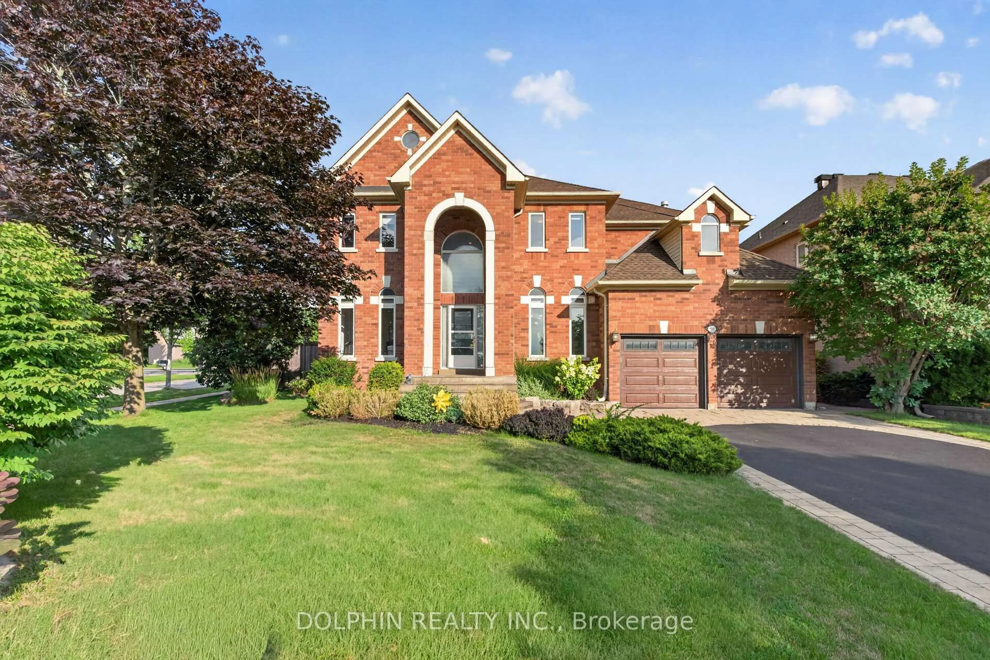 Home with brick exterior material, street for 735 Foxcroft Blvd, Newmarket Ontario L3X 1N1