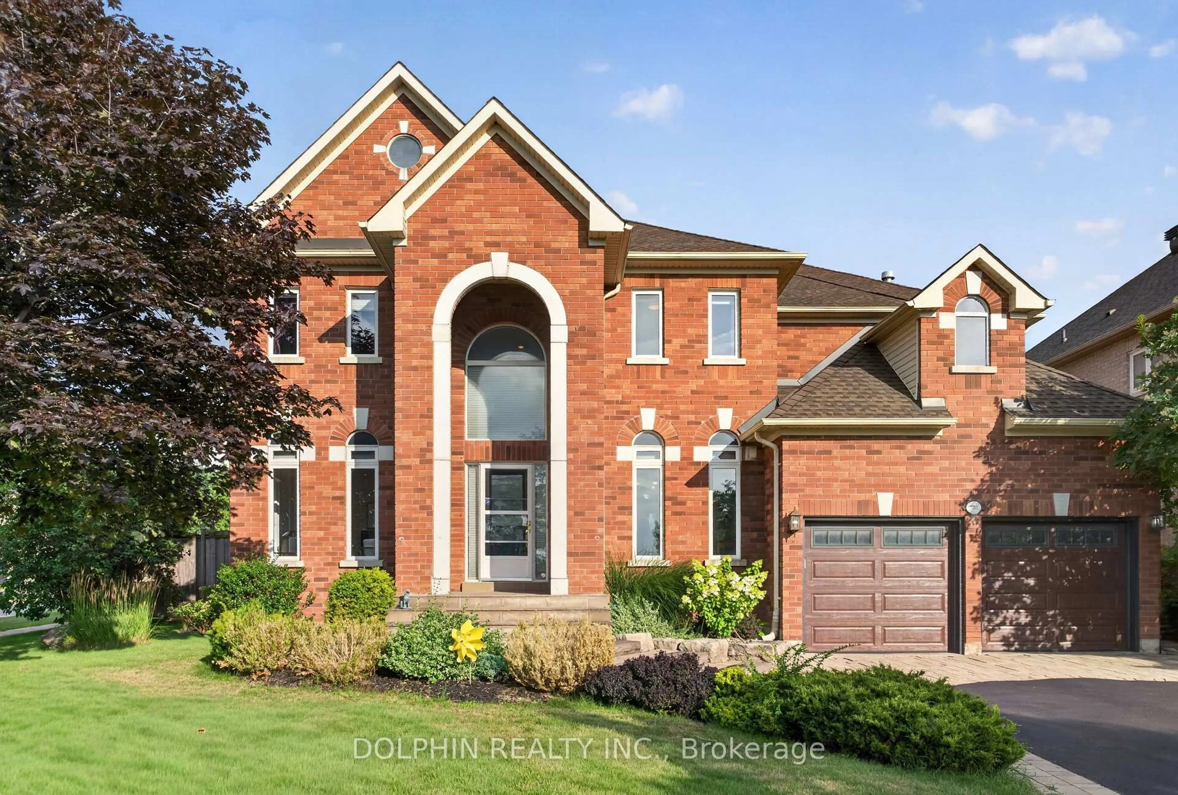 Home with brick exterior material, street for 735 Foxcroft Blvd, Newmarket Ontario L3X 1N1