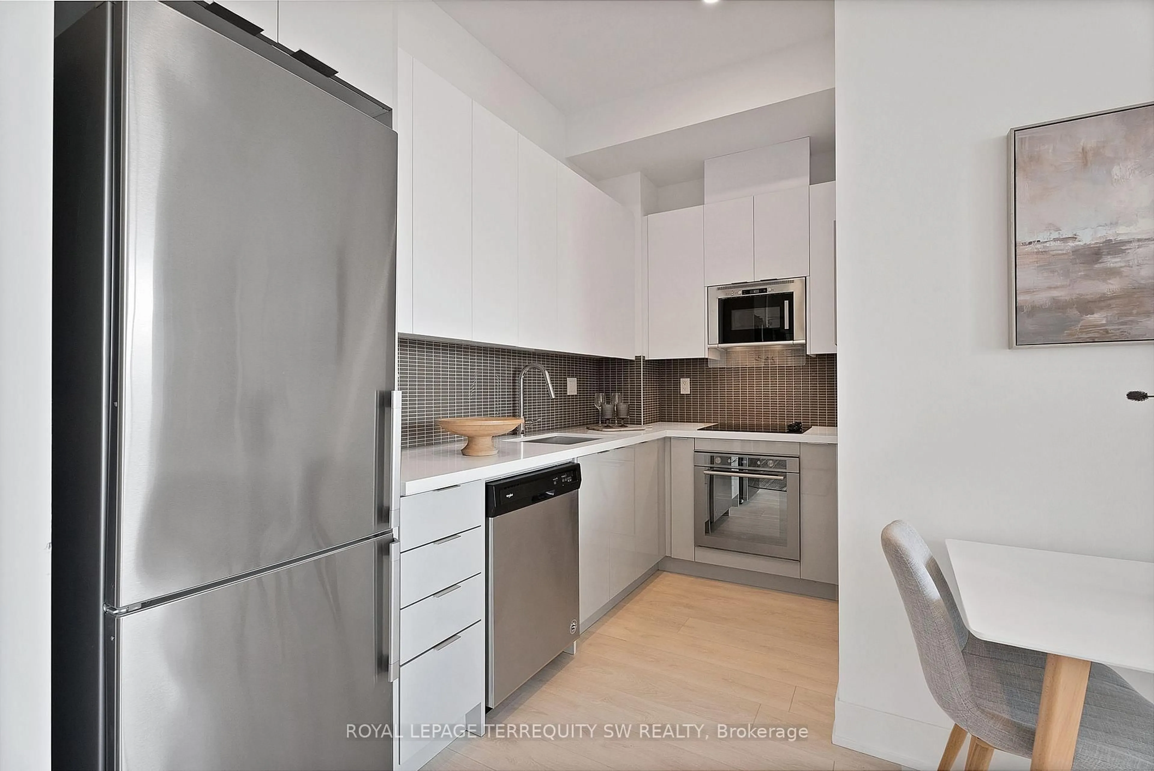 Standard kitchen, unknown for 2916 Highway 7 #515, Vaughan Ontario L4K 0K6