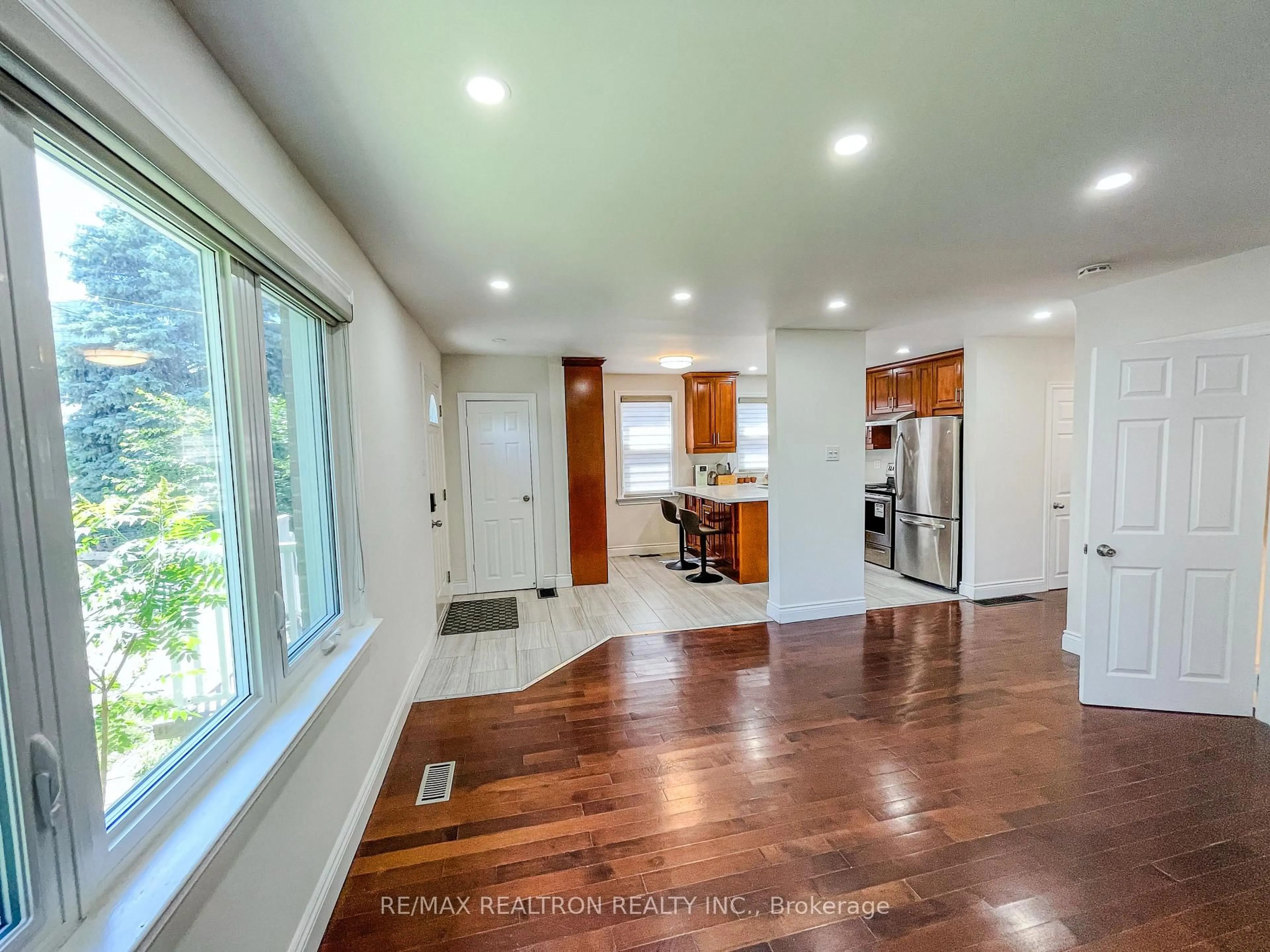 Open concept kitchen, unknown for 52 Glen Cameron Rd, Markham Ontario L3T 1P6