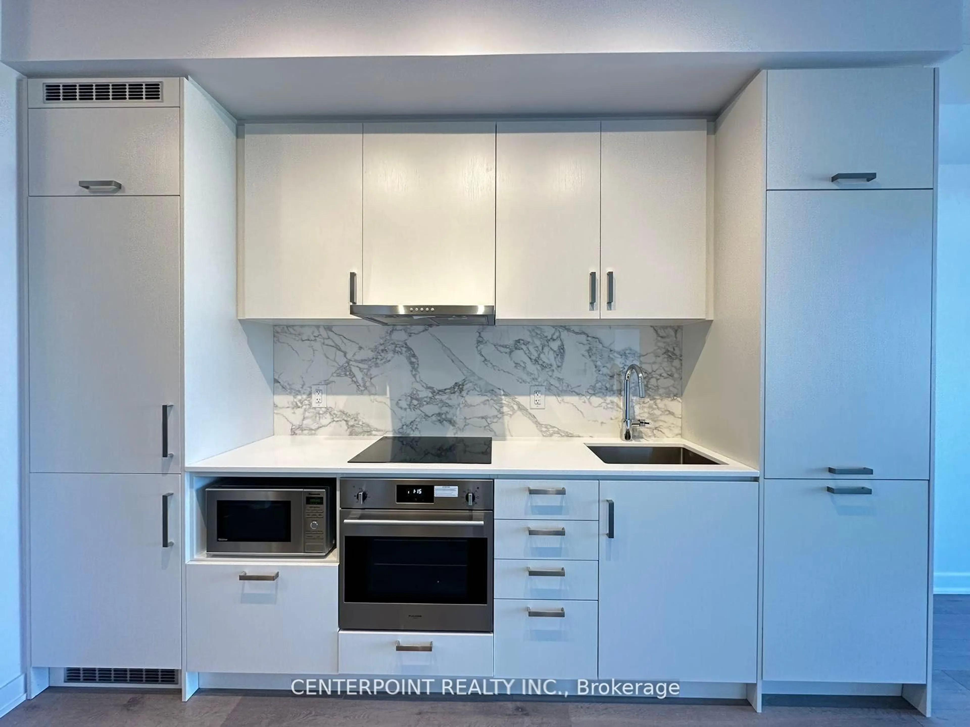 Unknown for 60 Honeycrisp Cres #615, Vaughan Ontario L4K 0M5