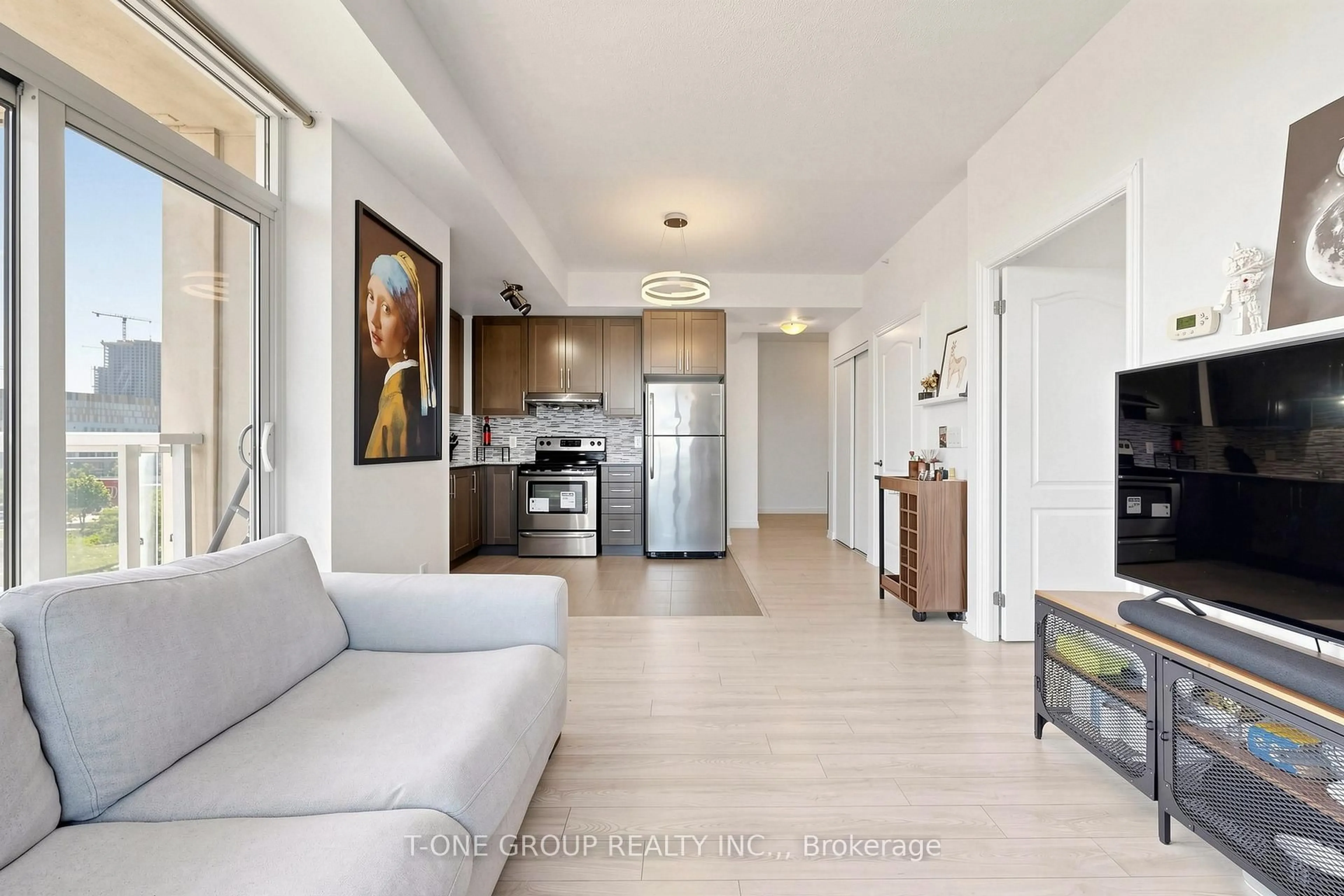 Unknown for 8323 Kennedy Rd #508, Markham Ontario L3R 5W7