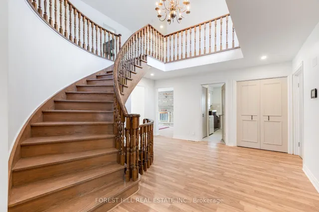 211 Carrville Rd, Richmond Hill 3