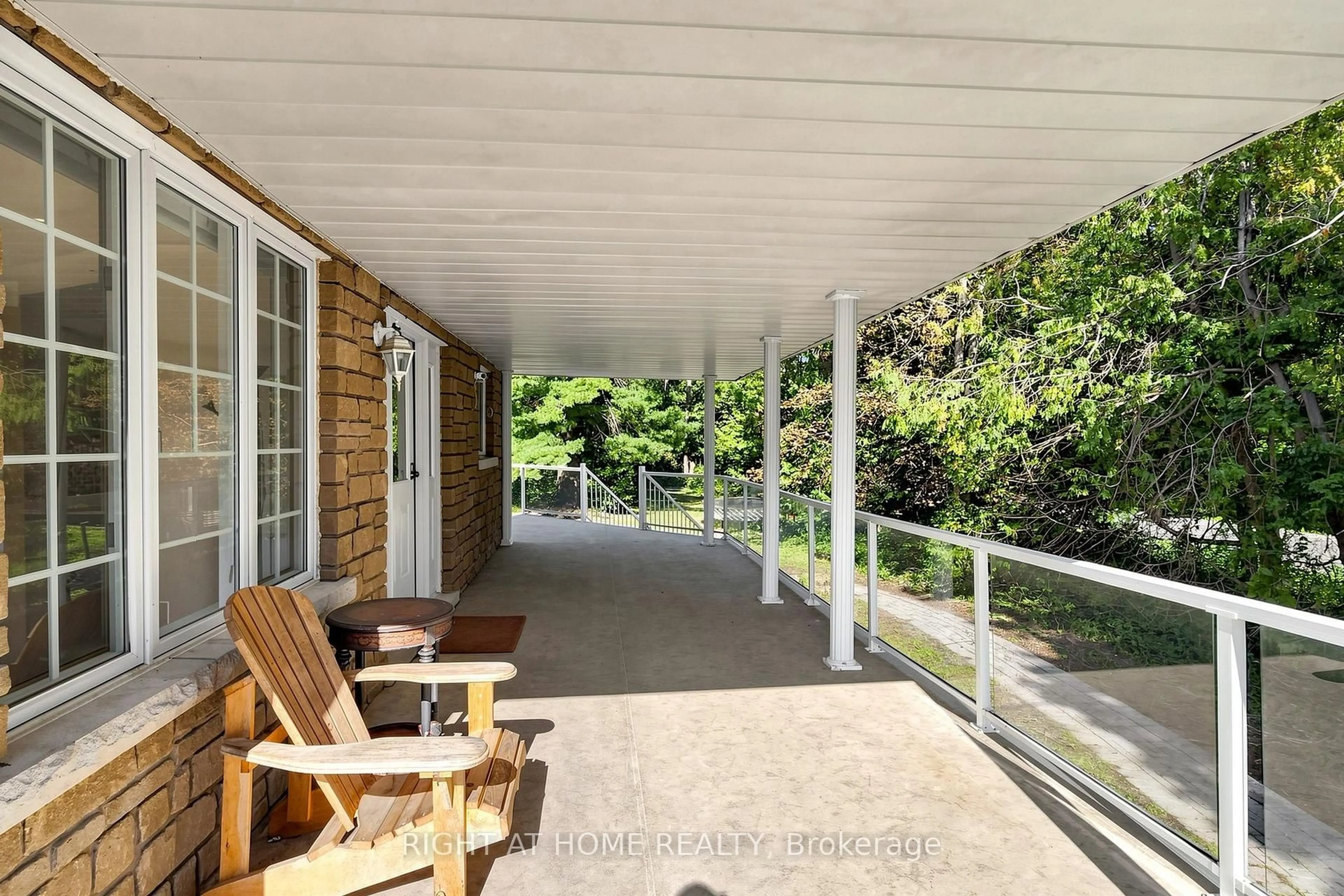 Patio, unknown for 3016 Cole Rd, East Gwillimbury Ontario L0G 1R0