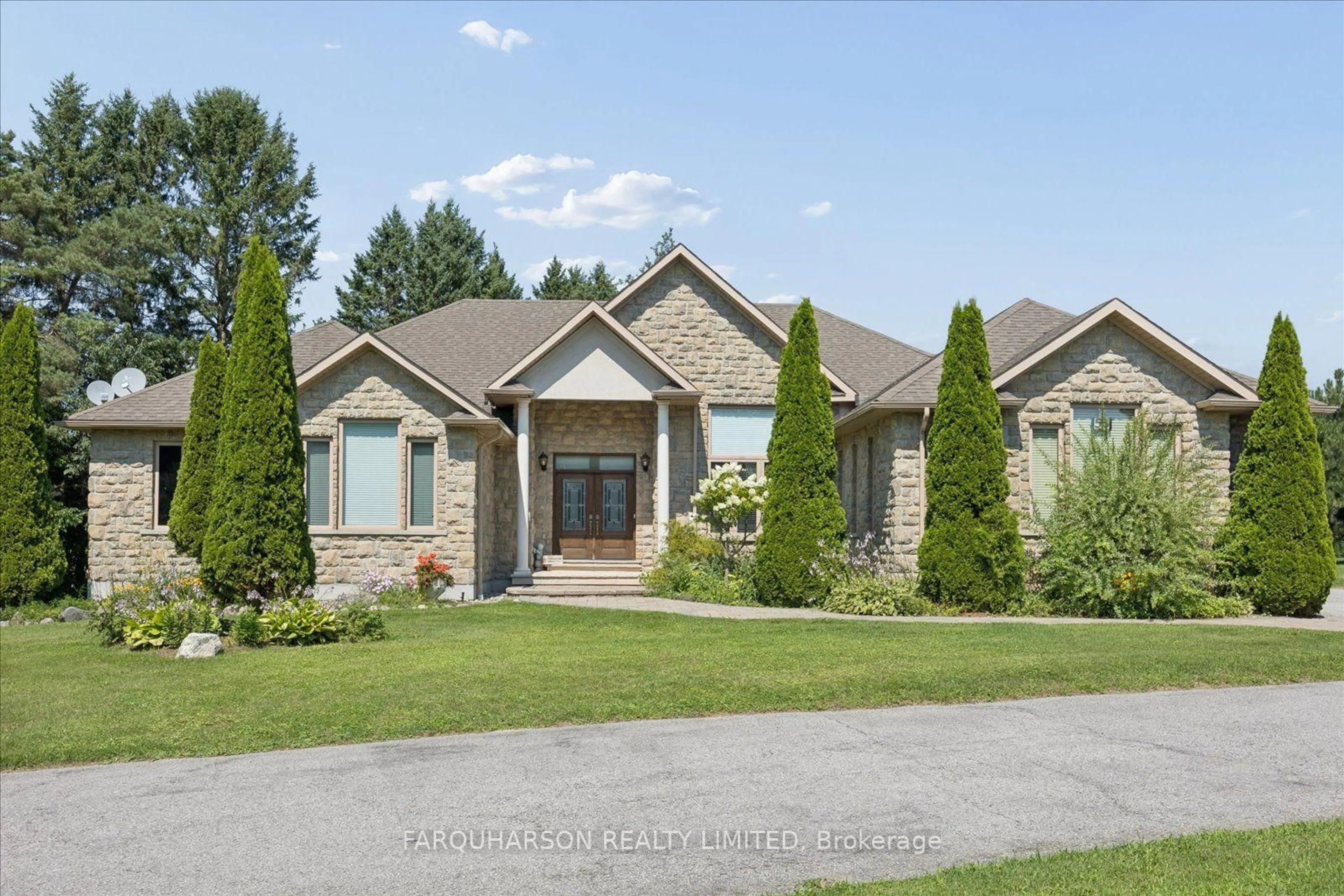 Home with brick exterior material, street for 55 Ogden Cres, Whitchurch-Stouffville Ontario L4A 1P1