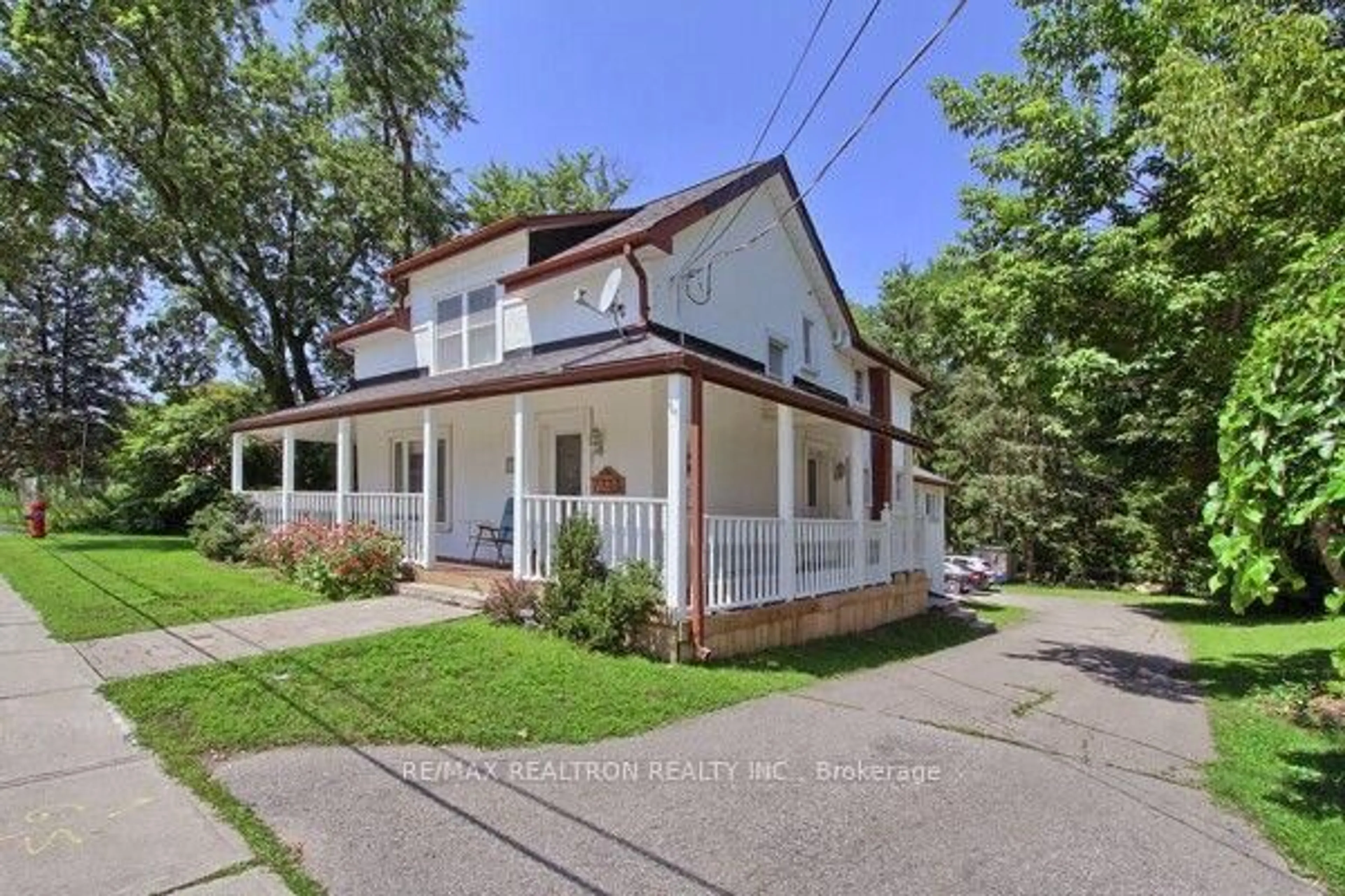 Unknown for 771 Gorham St, Newmarket Ontario L3Y 1L7