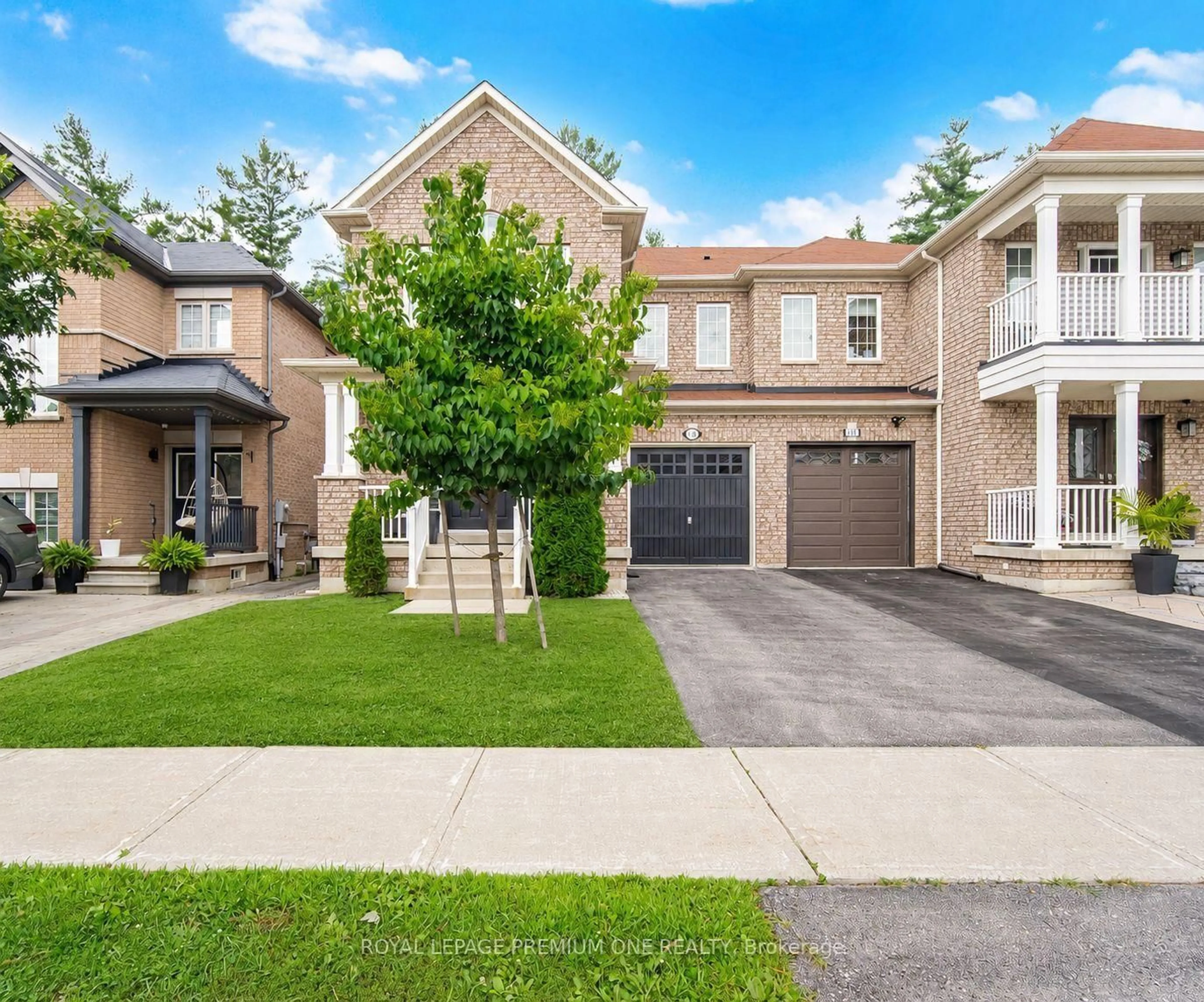Home with brick exterior material, street for 114 Bellini Ave, Vaughan Ontario L4H 0R7
