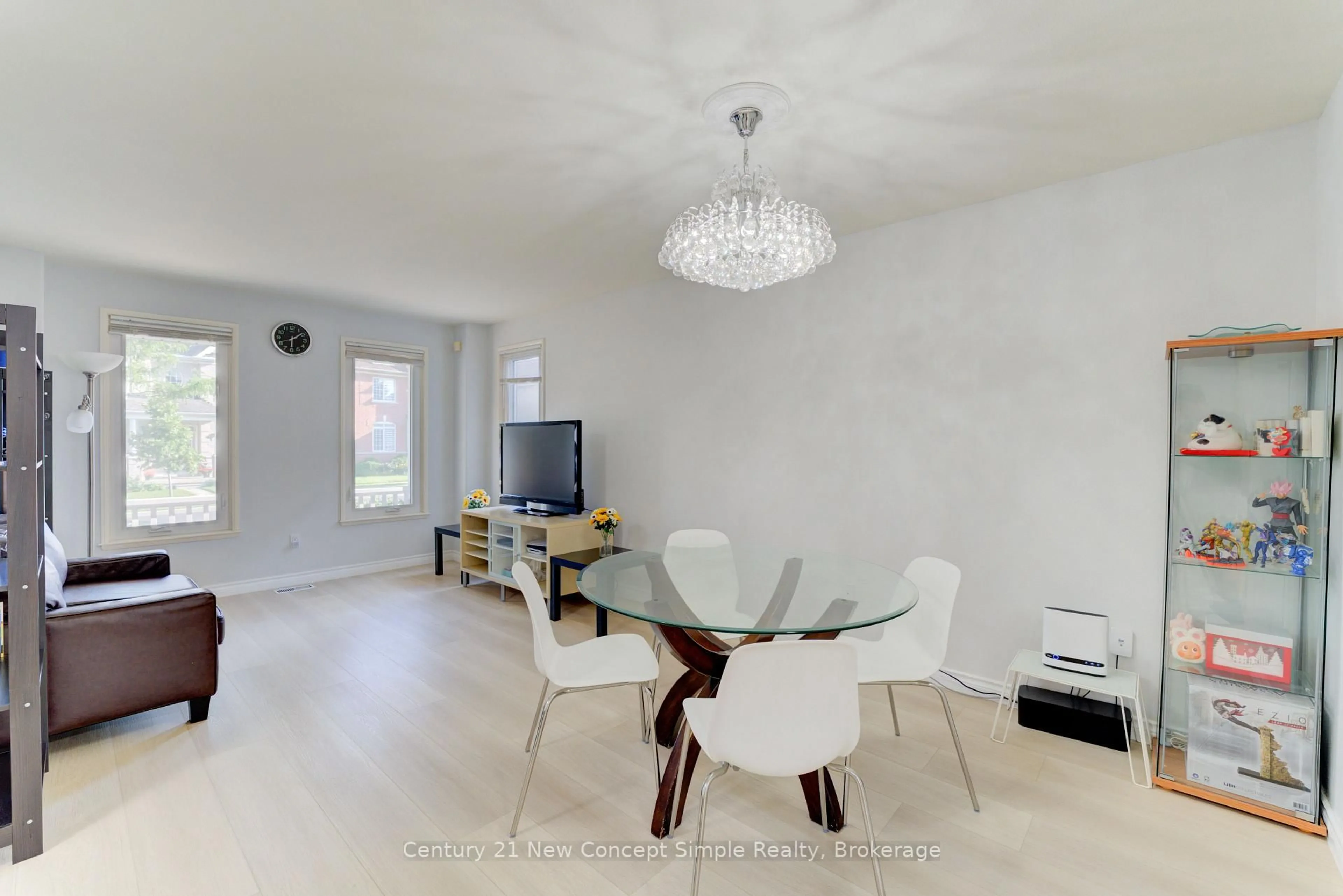 A pic of a room for 18 Castlemore Ave, Markham Ontario L6C 2B3
