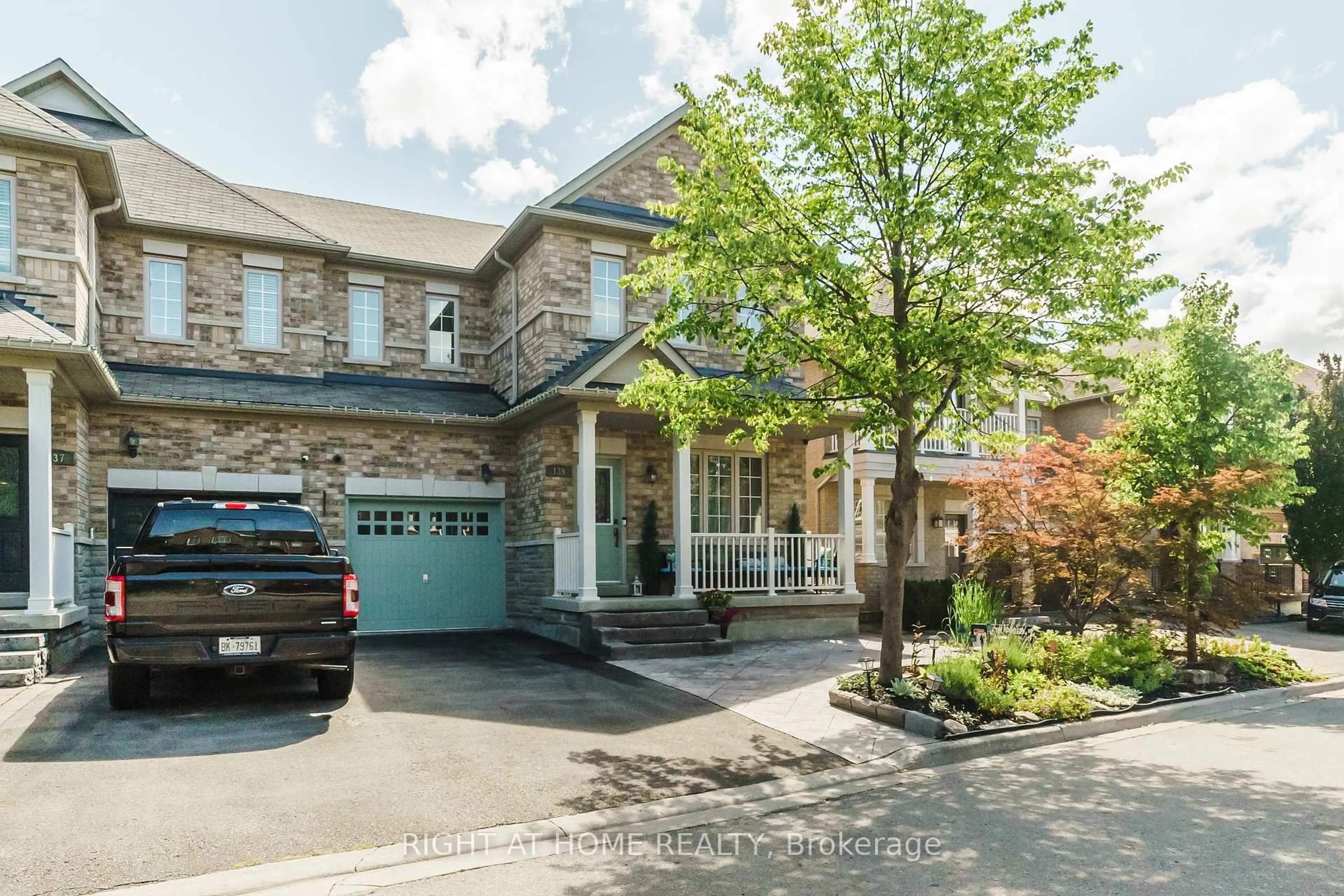 Home with brick exterior material, street for 139 Bellini Ave, Vaughan Ontario L4H 0R7