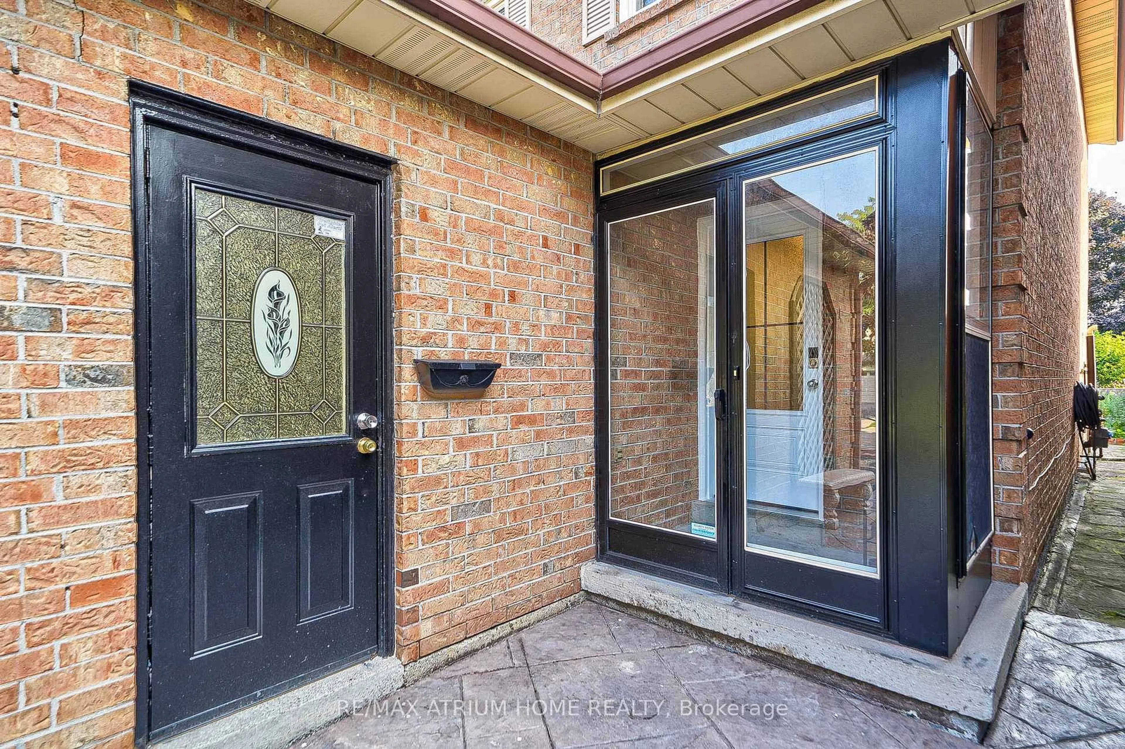 Indoor entryway for 61 Trothen Circ, Markham Ontario L3P 4H3