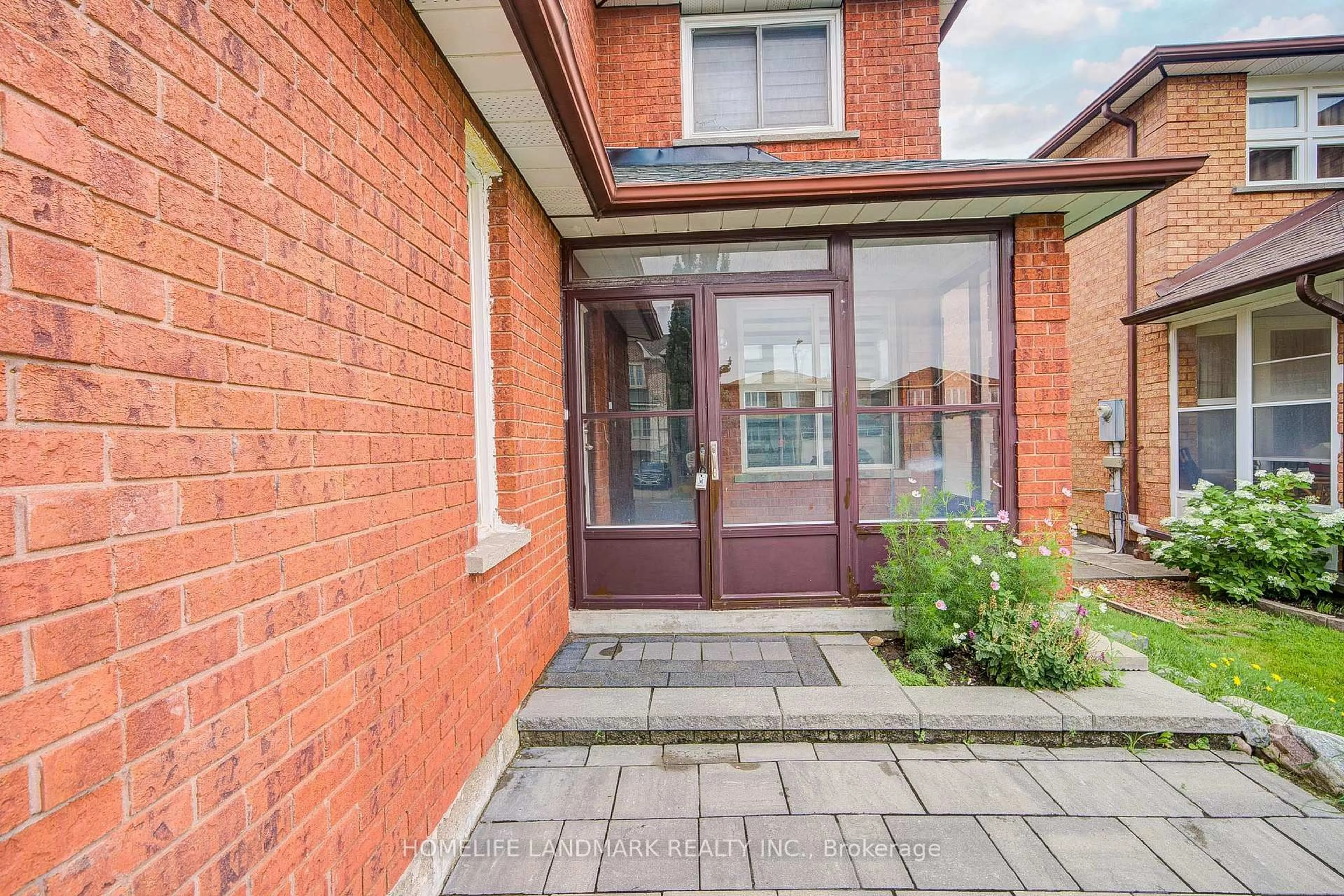 Home with brick exterior material, street for 35 Royal Palm Dr, Vaughan Ontario L4J 5R4