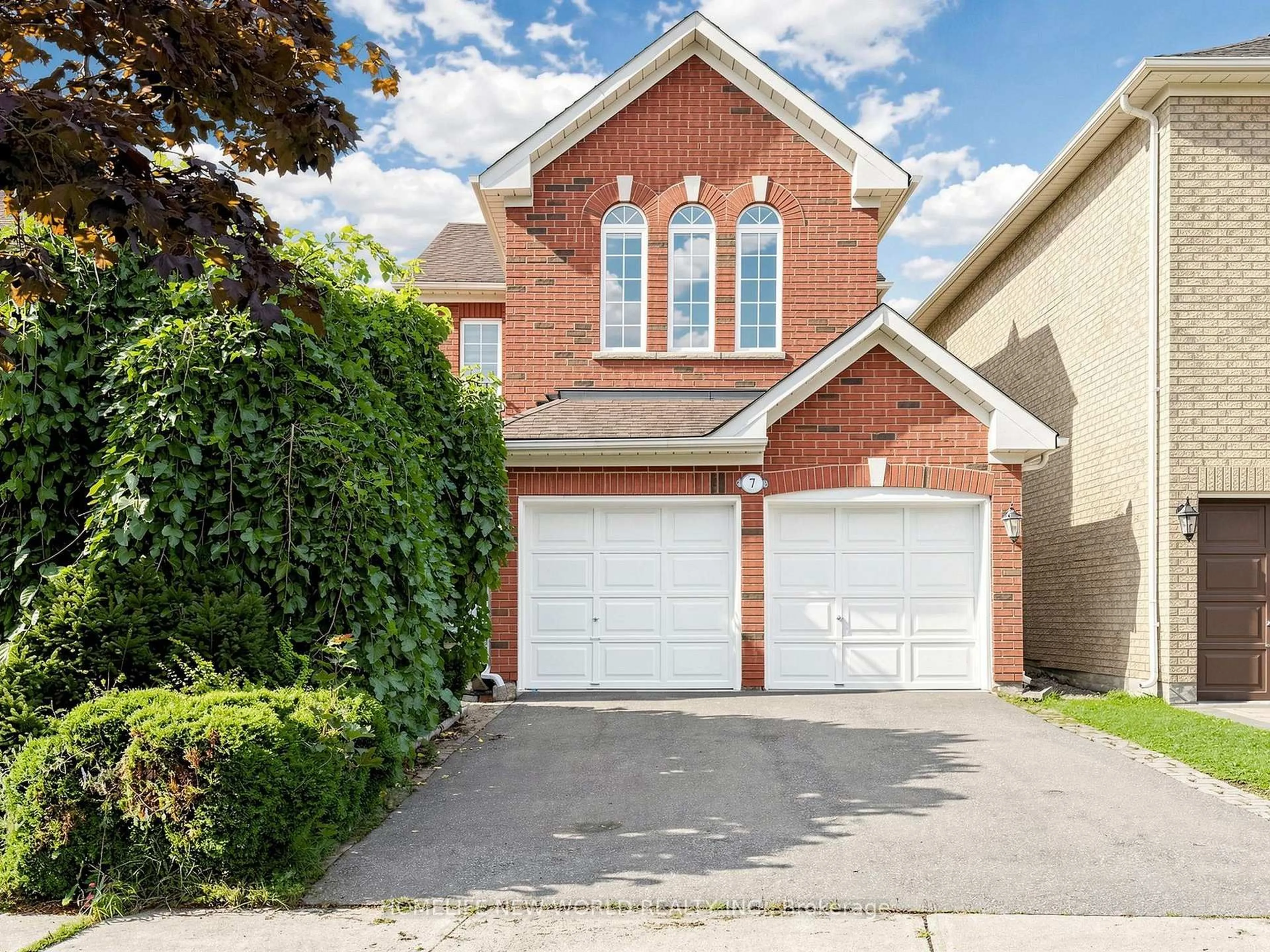 Home with brick exterior material, street for 7 Monaco Cres, Richmond Hill Ontario L4S 1V1