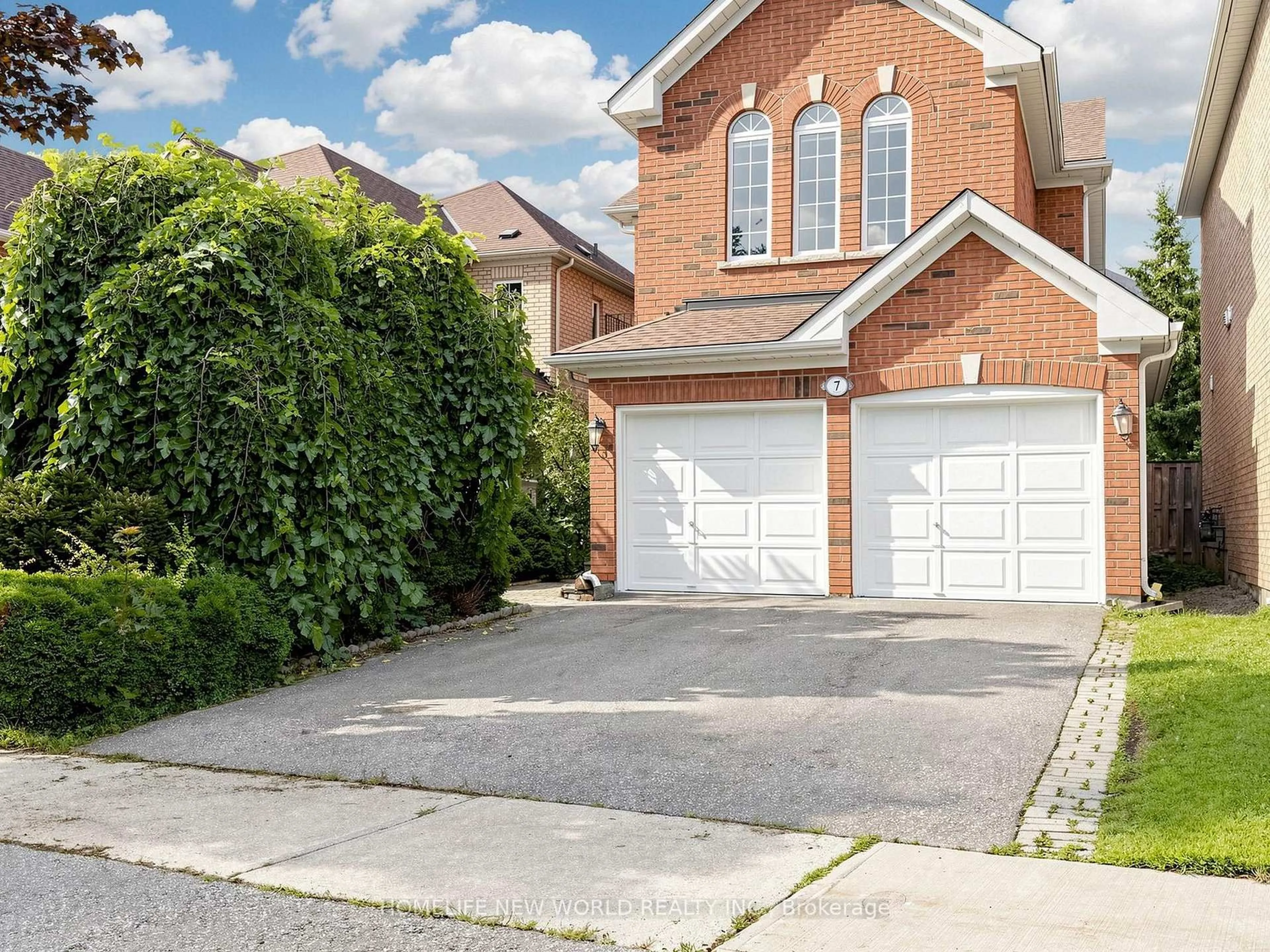 Home with brick exterior material, street for 7 Monaco Cres, Richmond Hill Ontario L4S 1V1