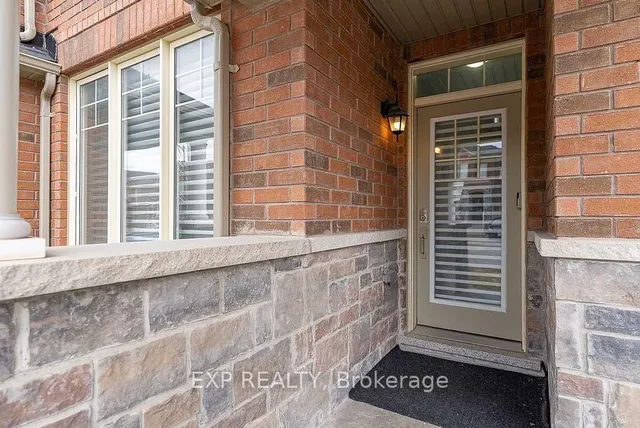 6 Frederick Pearson St, East Gwillimbury 2