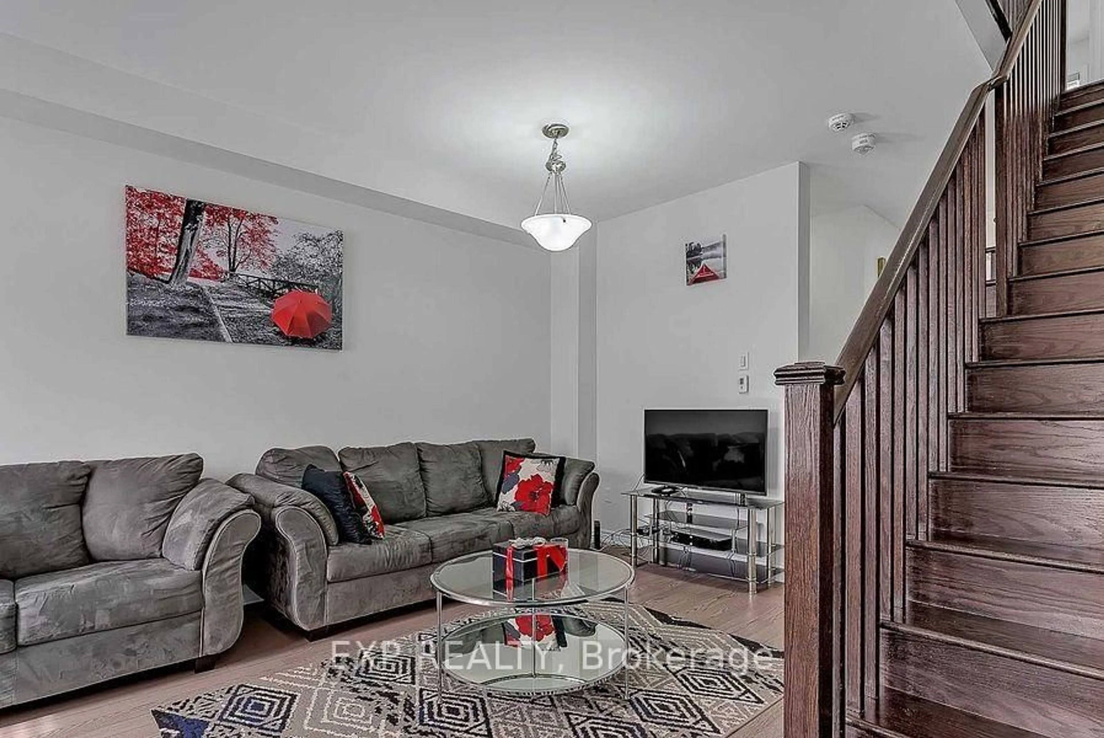 Living room with furniture, unknown for 6 Frederick Pearson St, East Gwillimbury Ontario L9N 0R9