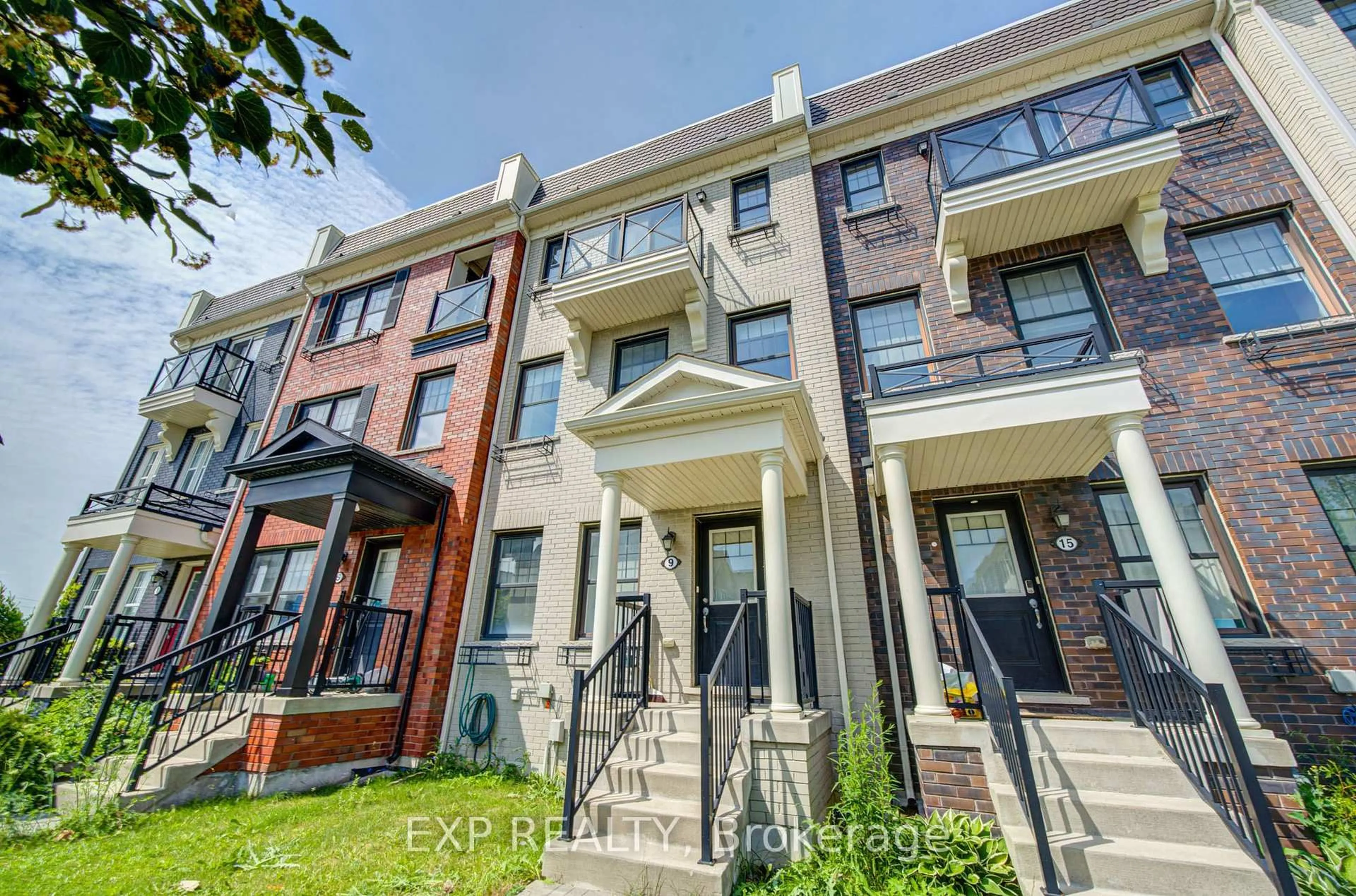 Home with brick exterior material, street for 9 Milt Storey Lane, Whitchurch-Stouffville Ontario L4A 1Y4
