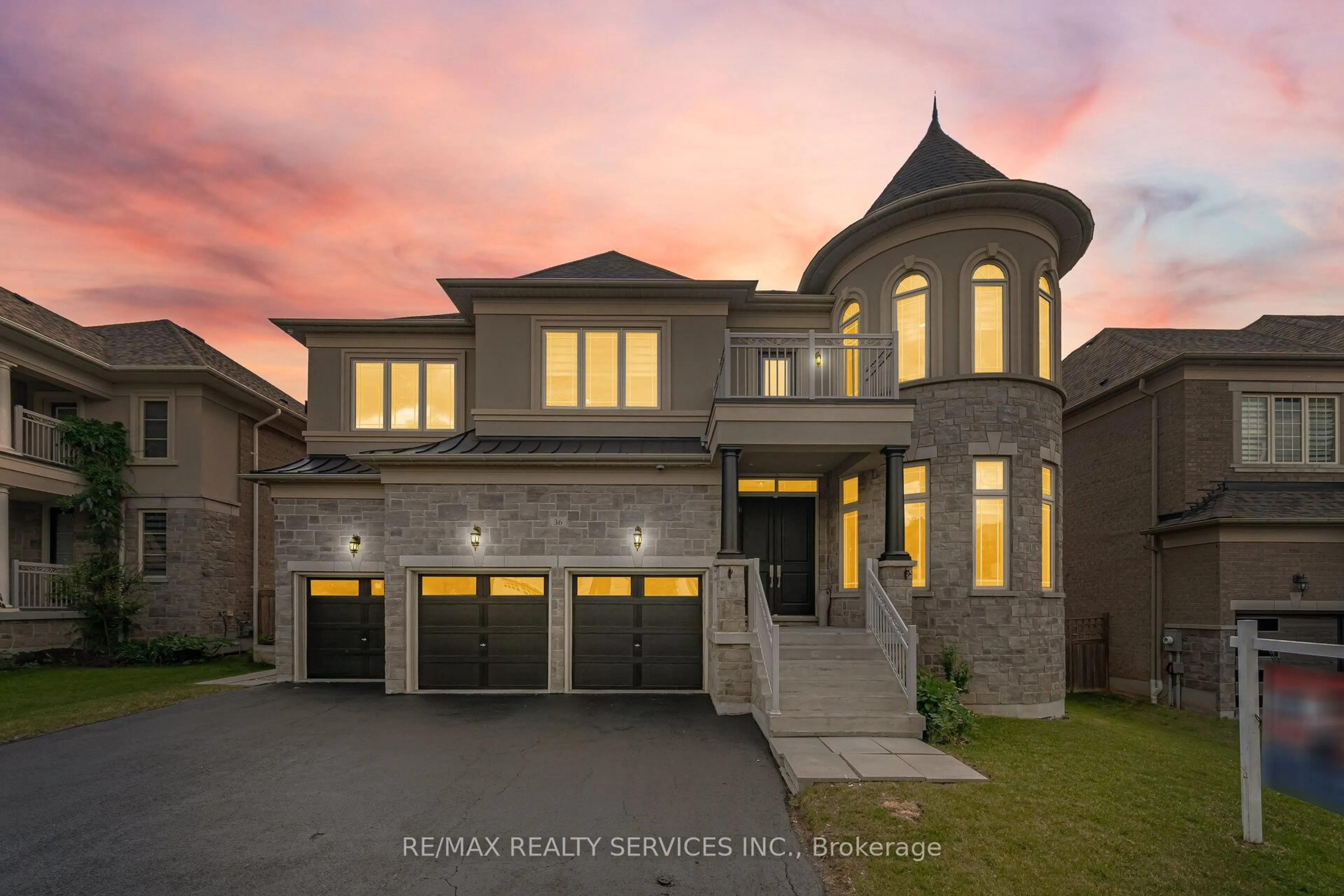 Home with brick exterior material, street for 36 West Coast Tr, King Ontario L7B 0A4