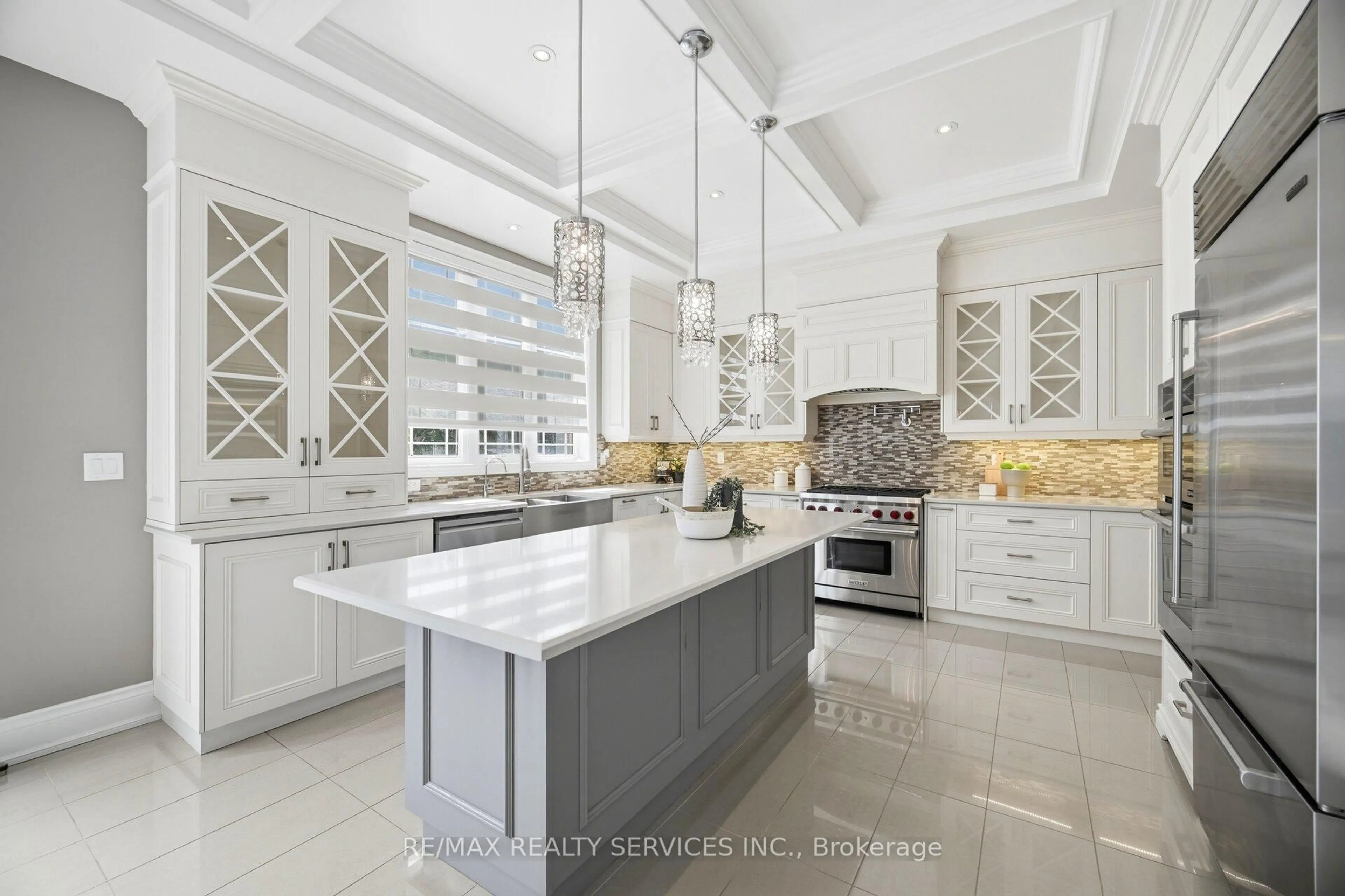 Contemporary kitchen, ceramic/tile floor for 36 West Coast Tr, King Ontario L7B 0A4