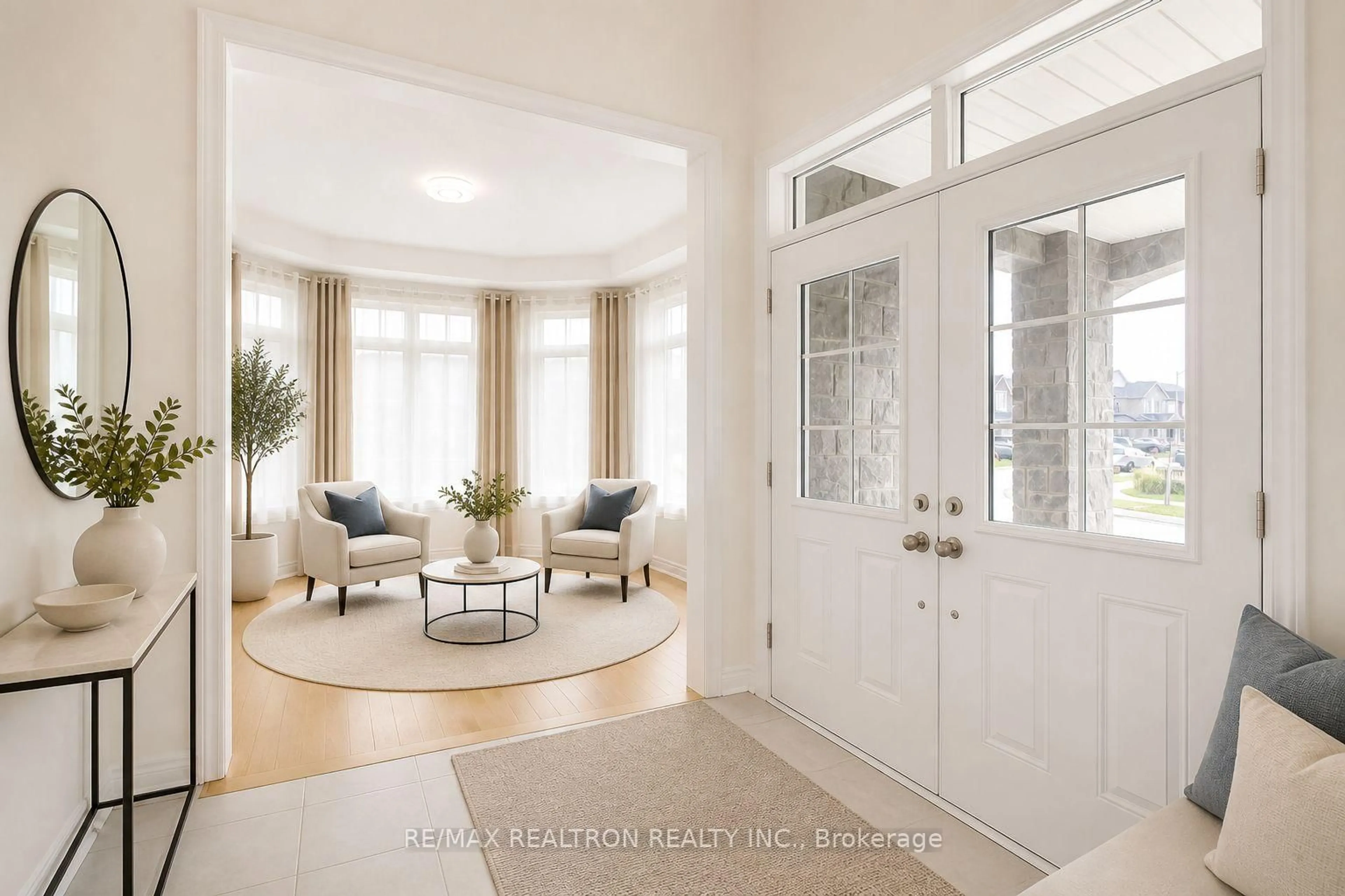 Indoor entryway for 2236 Lozenby St, Innisfil Ontario L9S 0M8
