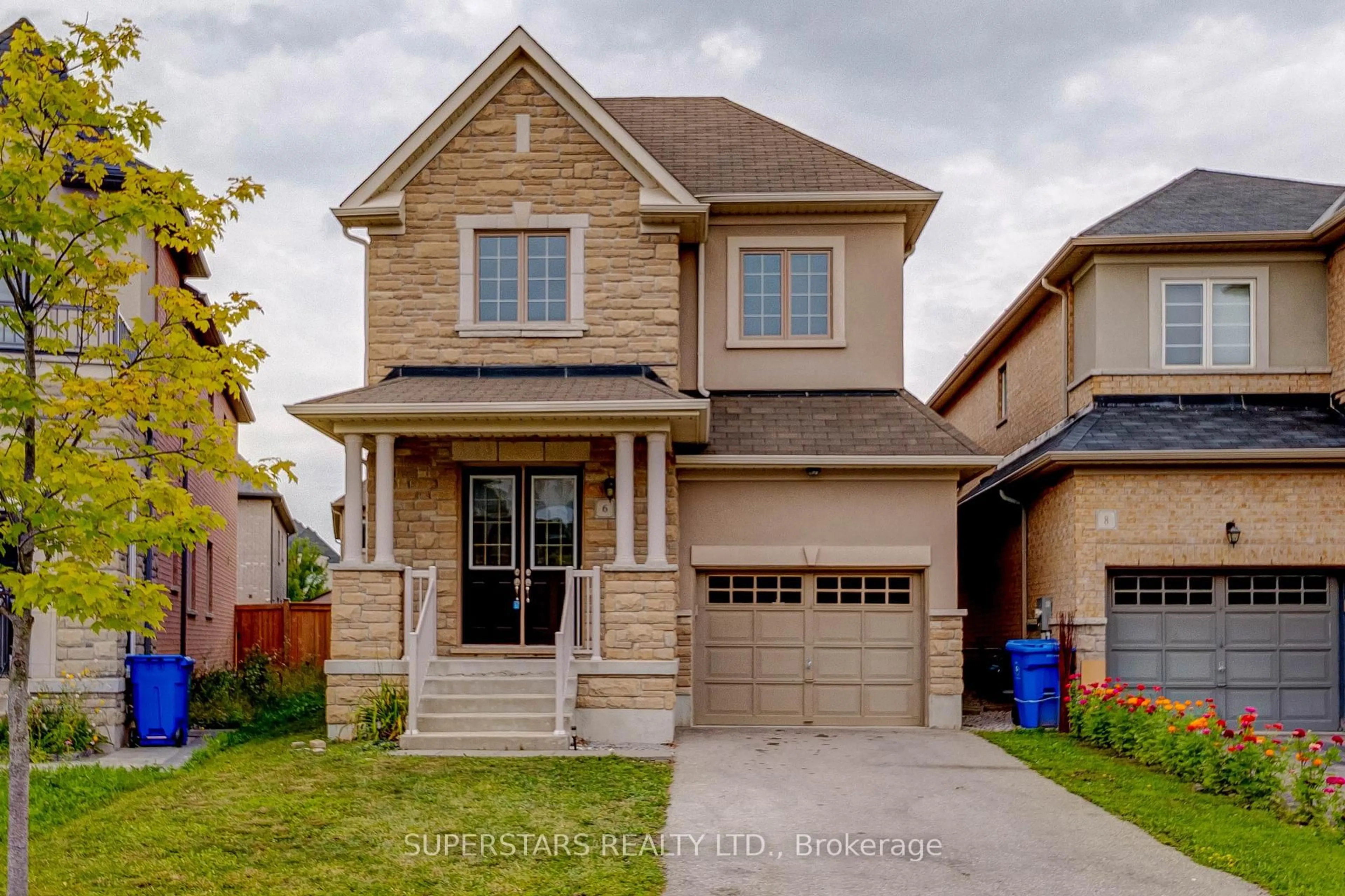 Home with brick exterior material, street for 6 Temple Ave, East Gwillimbury Ontario L9N 0P2