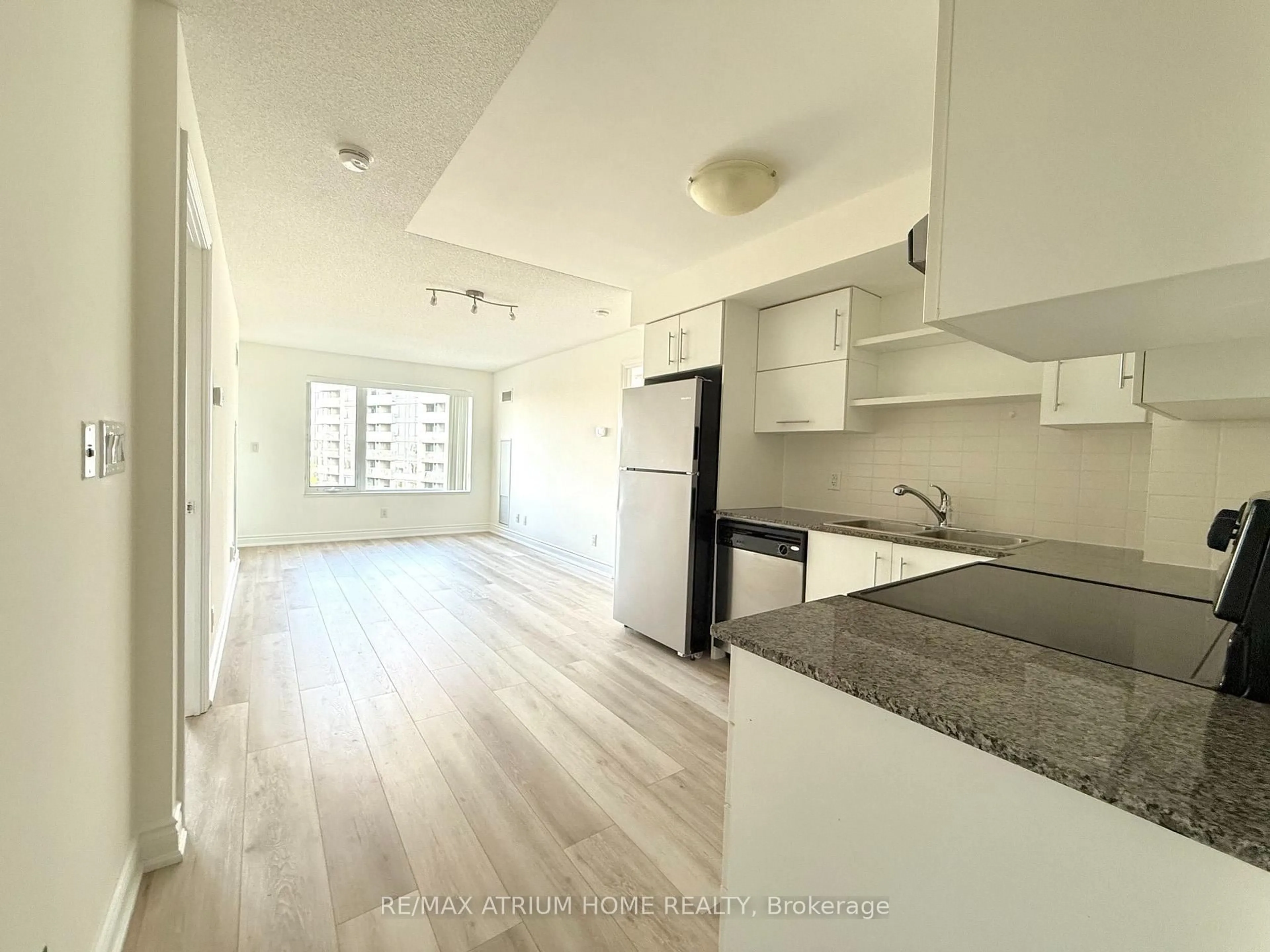Unknown for 233 South Park Rd #L3T 0B4, Markham Ontario L3T 0B4