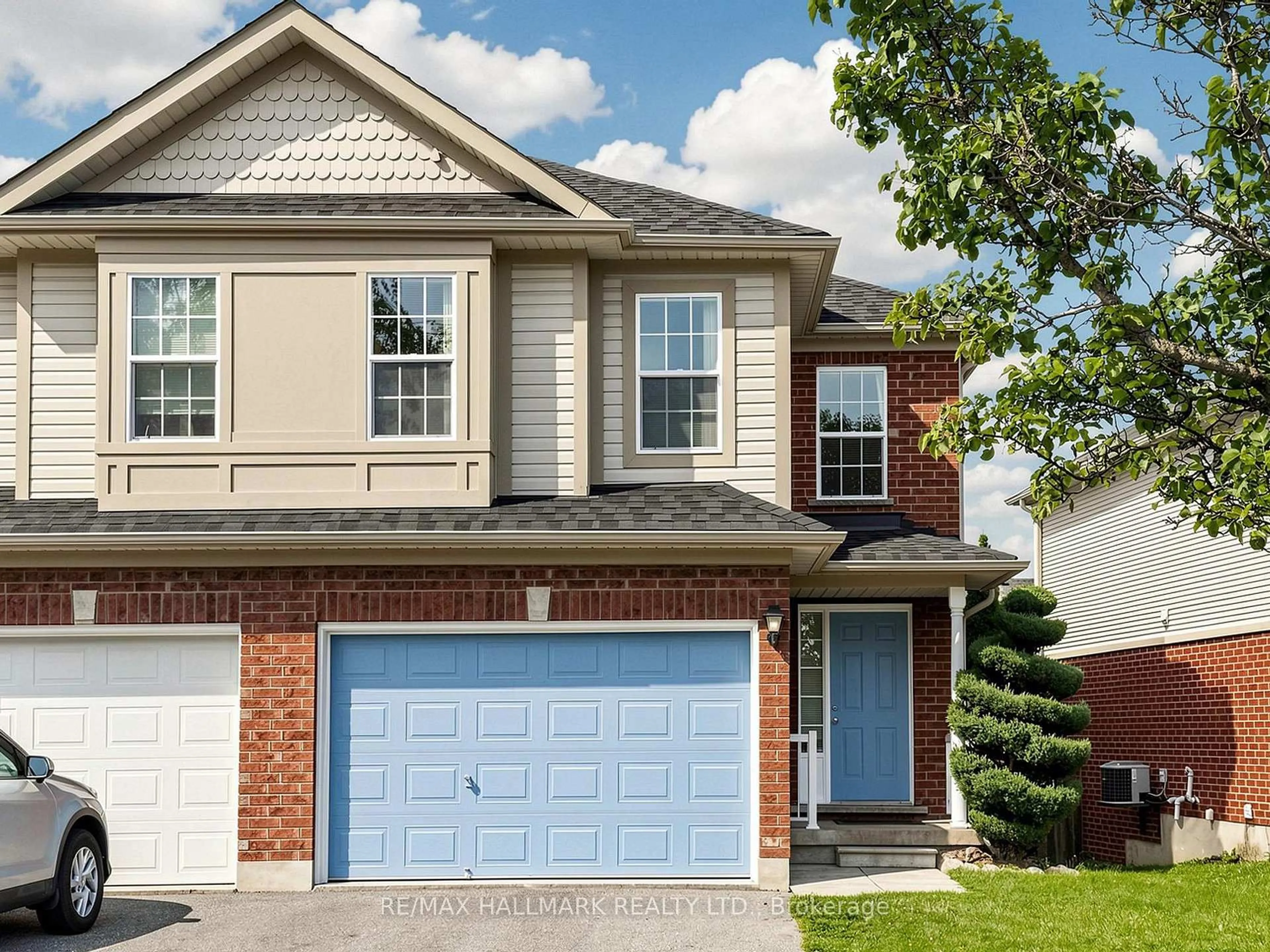 Home with brick exterior material, street for 44 Crittenden Dr, Georgina Ontario L4P 4E4