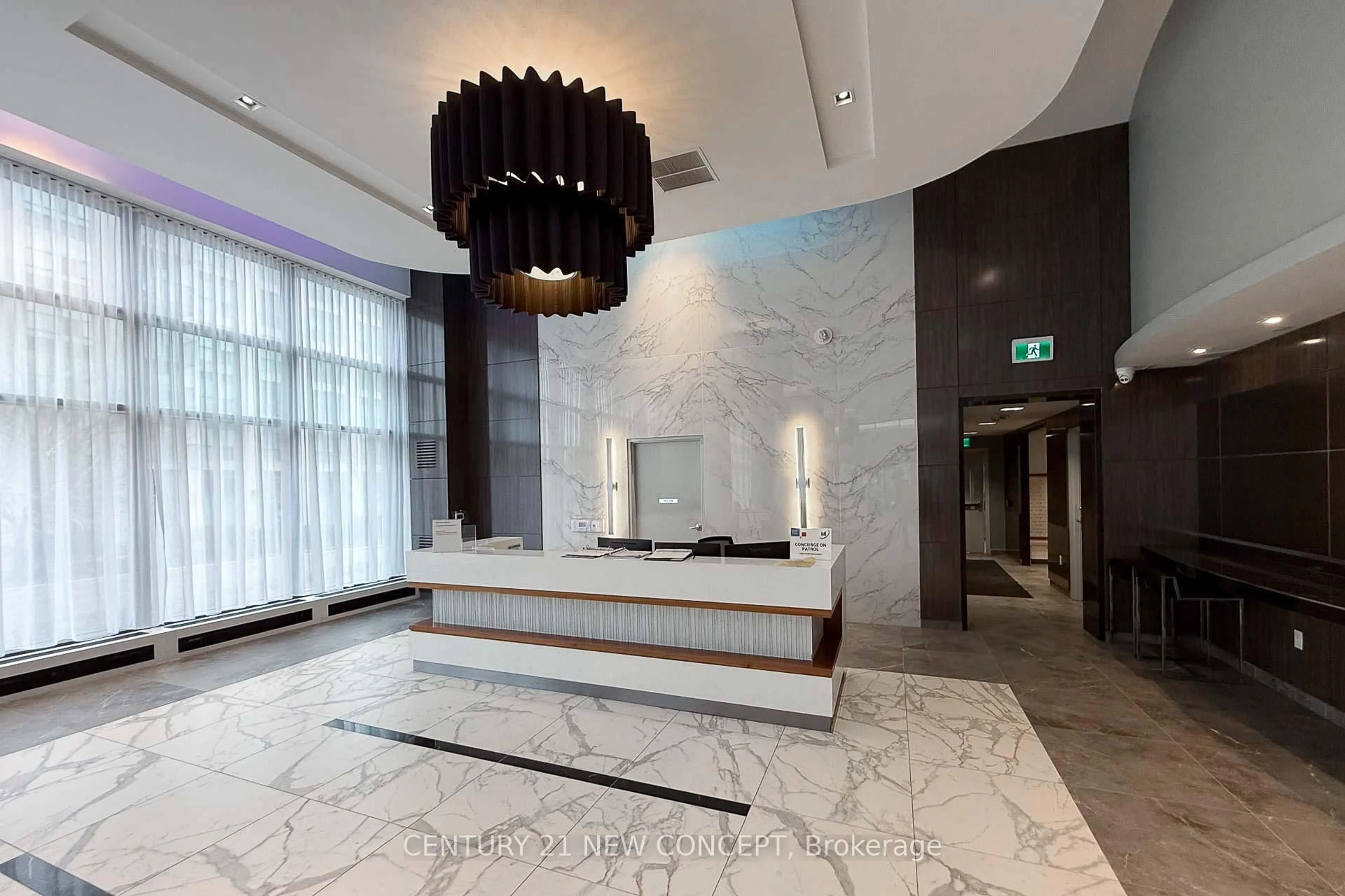 Lobby for 105 Oneida Cres #1403, Richmond Hill Ontario L4B 0H6
