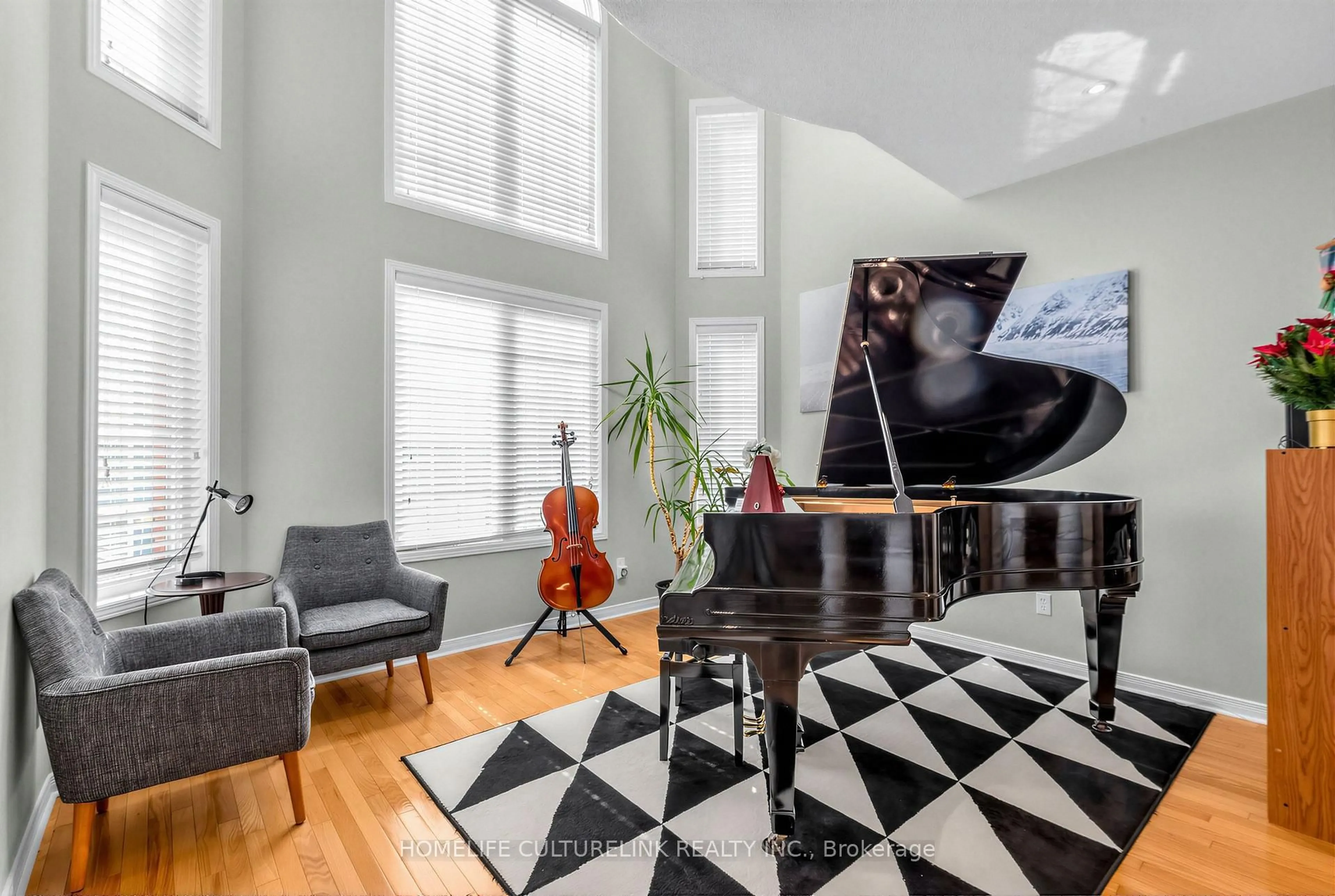 Unknown for 93 Greenwood Rd, Whitchurch-Stouffville Ontario L4A 0N8