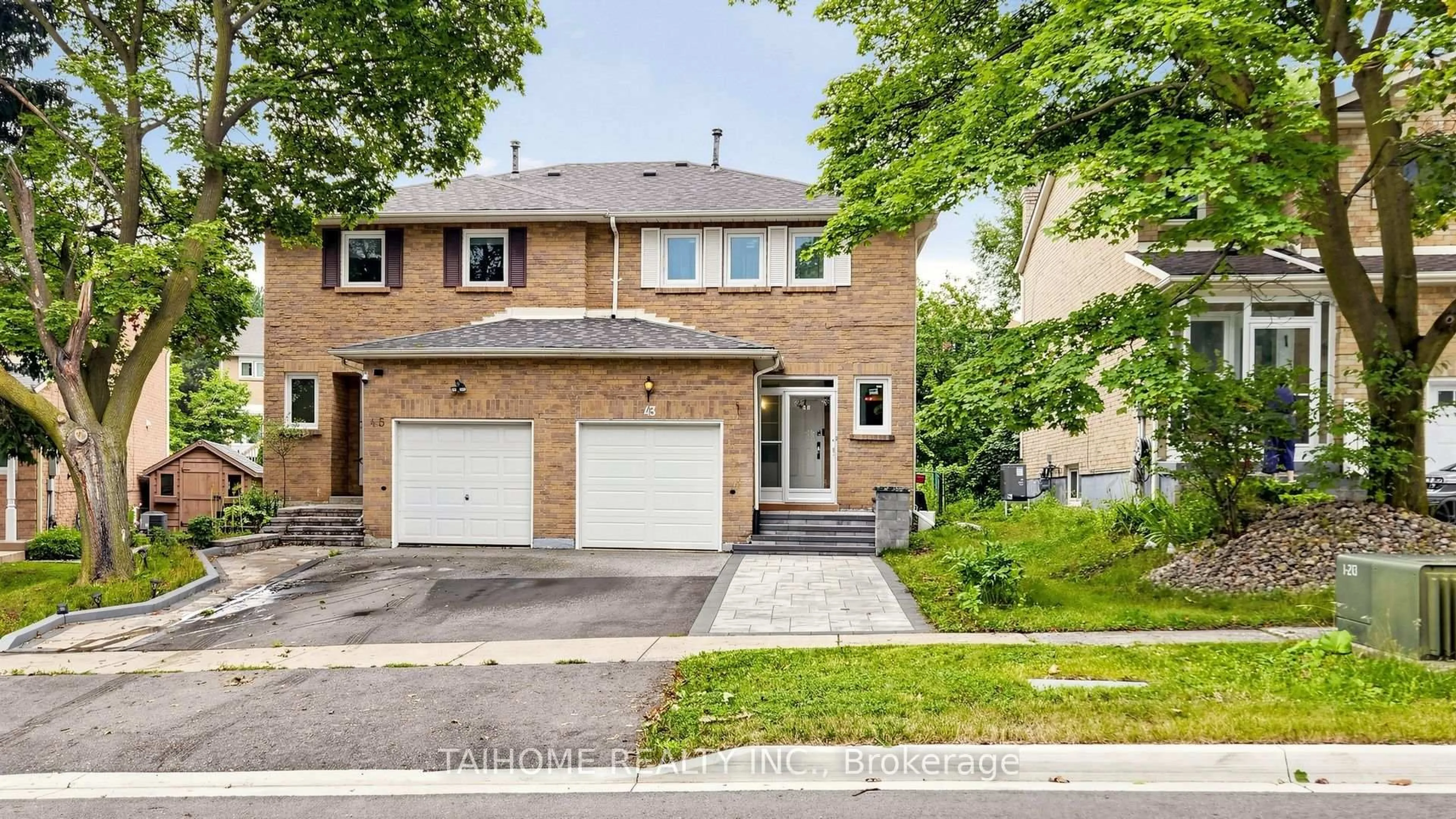 Home with brick exterior material, street for 43 Karen St, Vaughan Ontario L4J 5L5