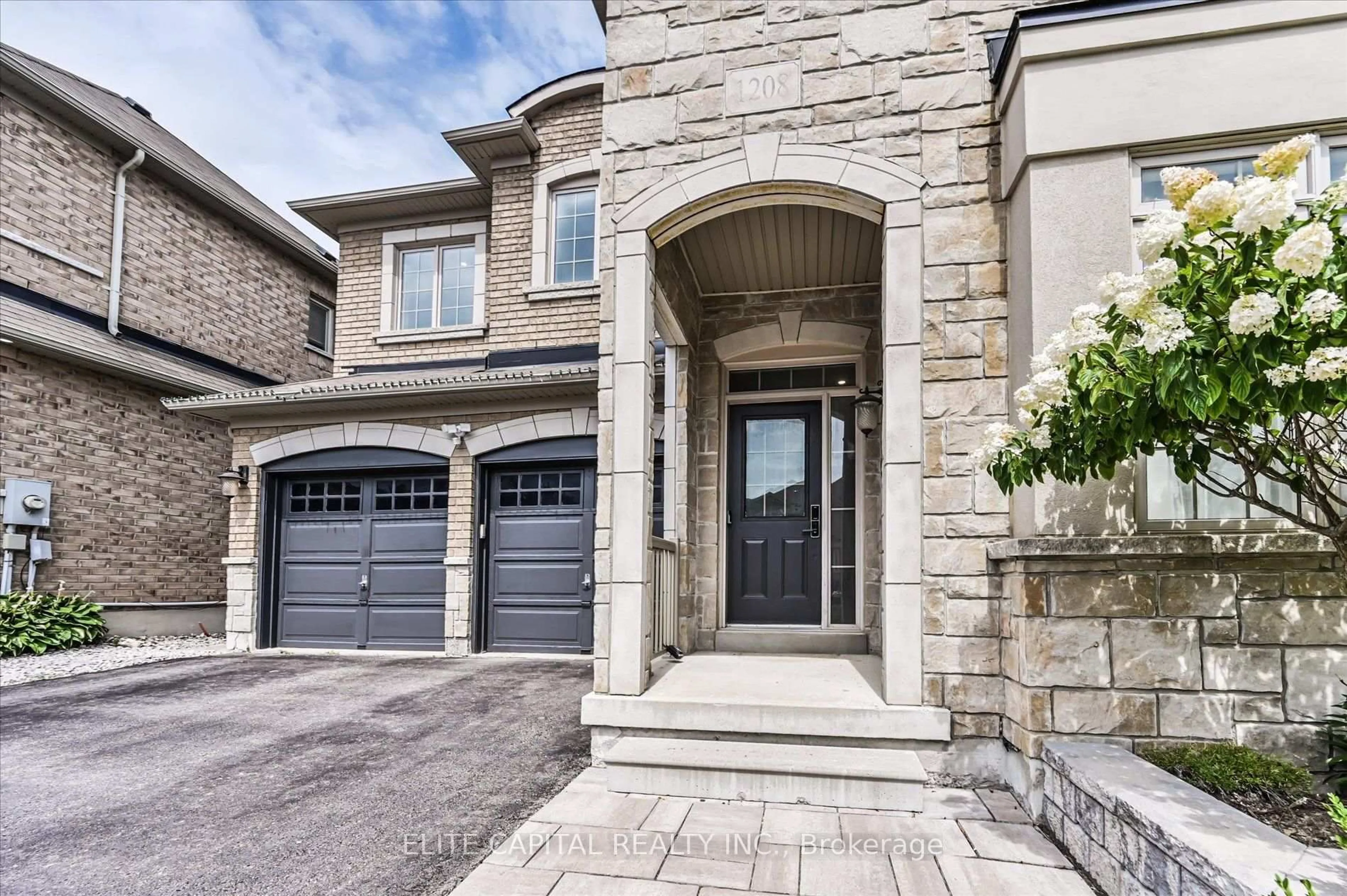 Home with brick exterior material, street for 1208 Atkins Dr, Newmarket Ontario L3X 0E1