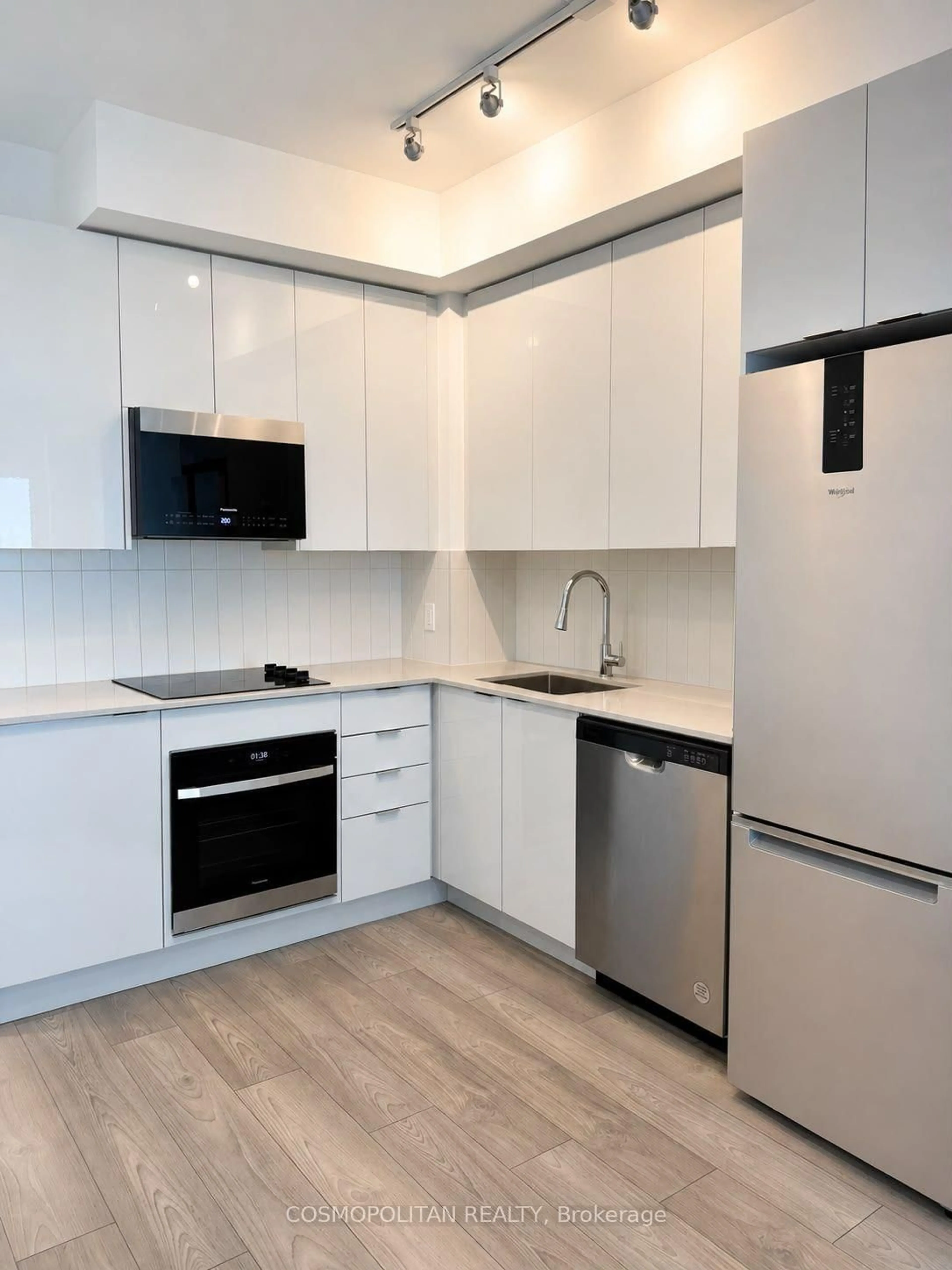 Standard kitchen, unknown for 10 Abeja St #2014, Vaughan Ontario L4K 0R4