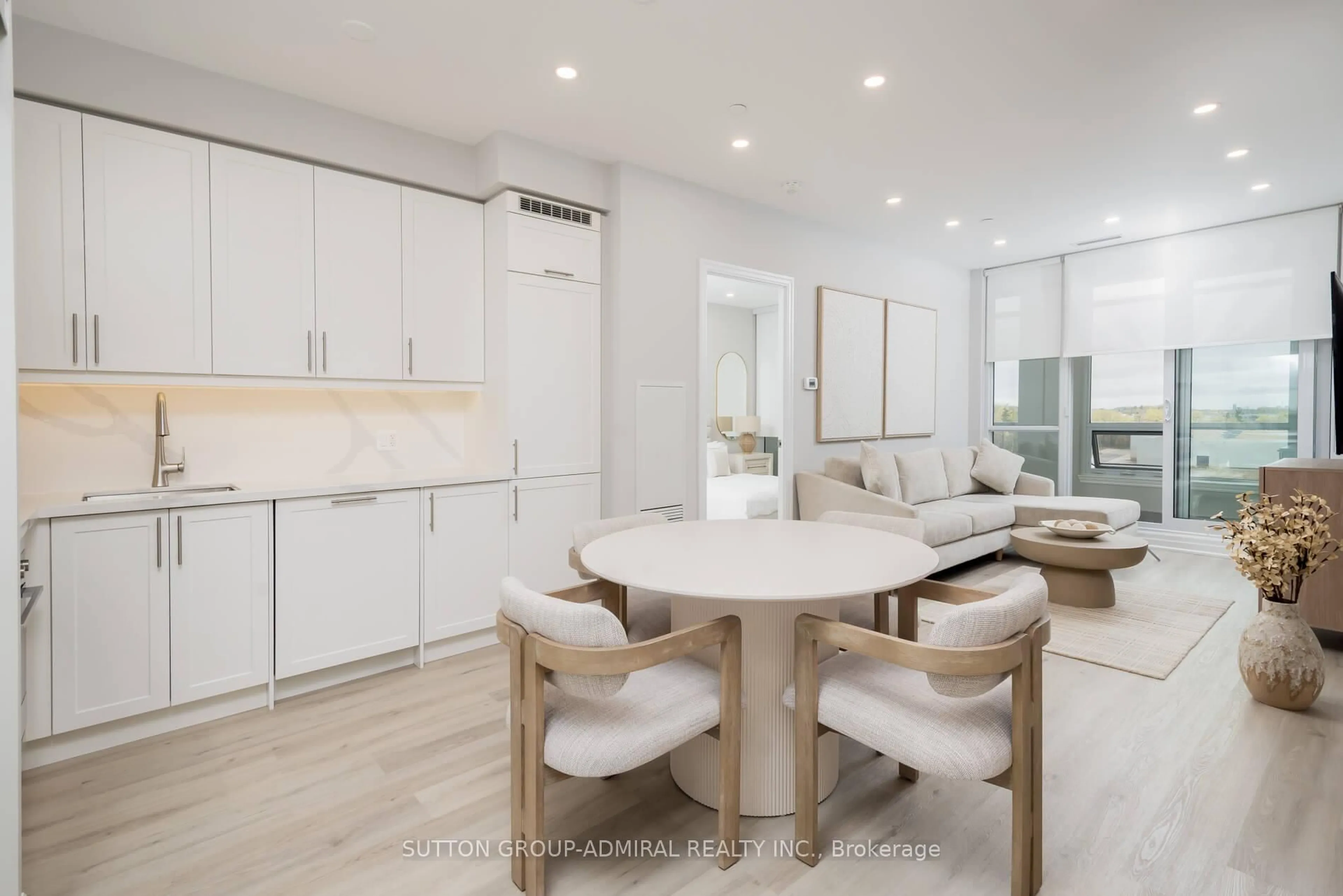 Open concept kitchen, unknown for 9085 Jane St #622, Vaughan Ontario L4K 0L8