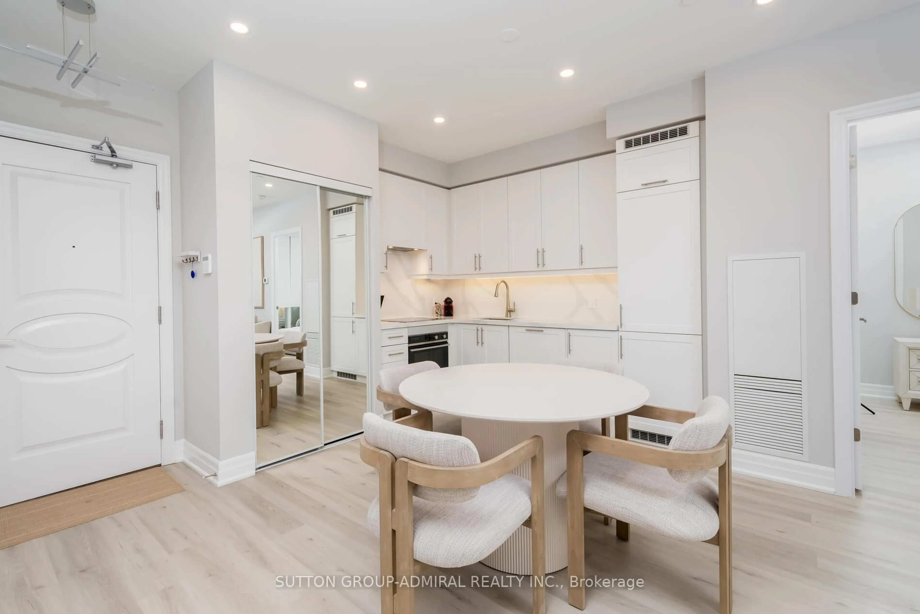 Open concept kitchen, unknown for 9085 Jane St #622, Vaughan Ontario L4K 0L8