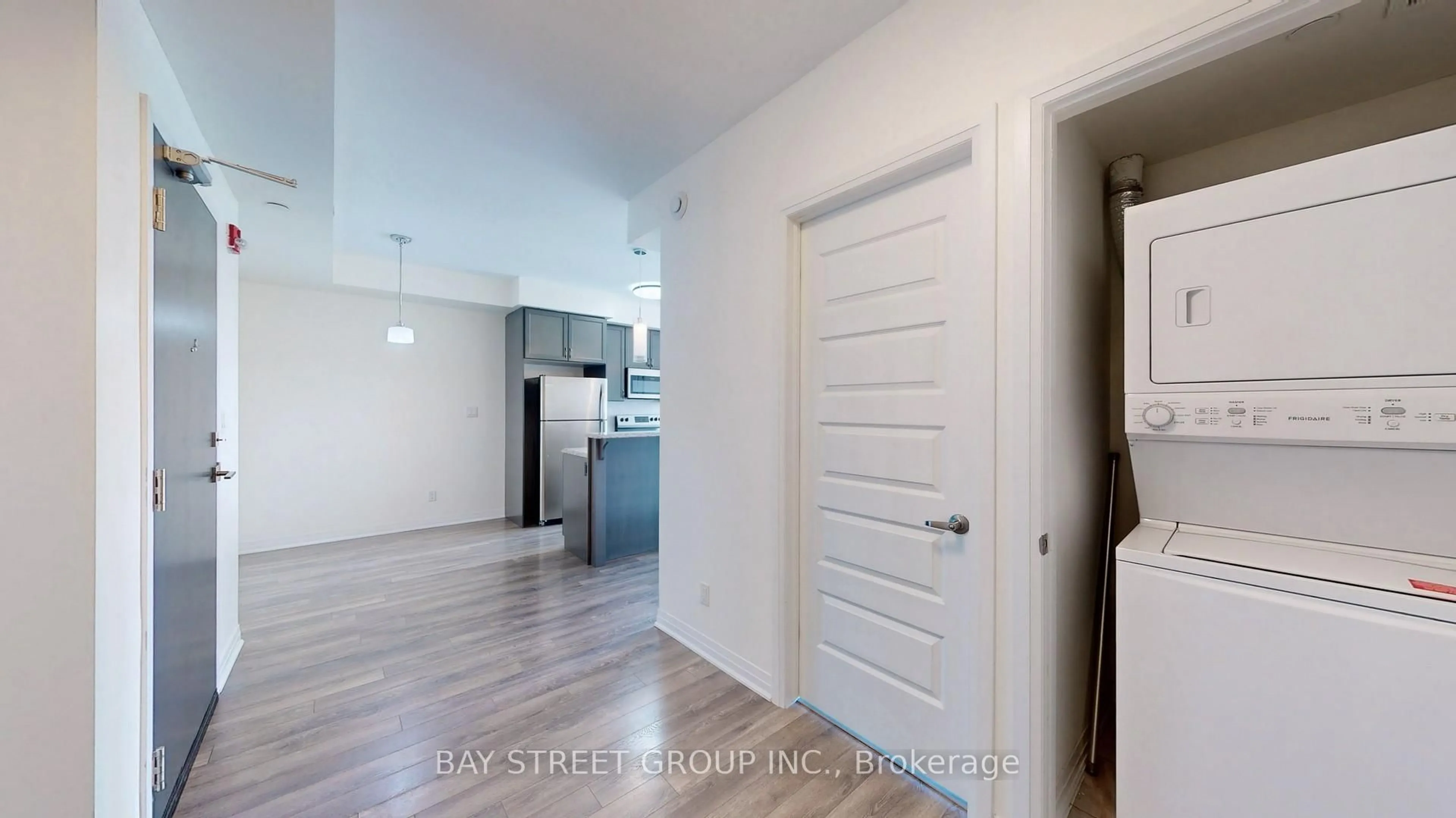 Unknown for 2 Adam Sellers St #512, Markham Ontario L6B 1P2