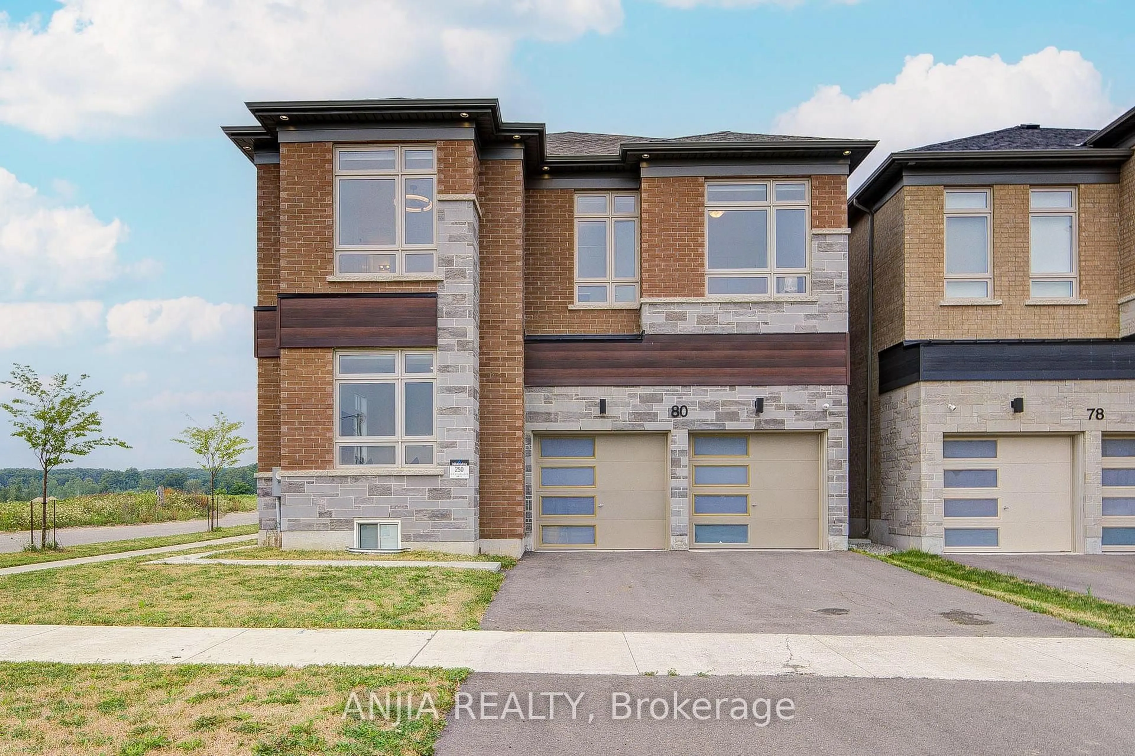 Home with brick exterior material, unknown for 80 William Logan Dr, Richmond Hill Ontario L4E 1J9