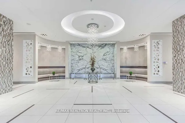 75 North Park Rd #105, Vaughan 2