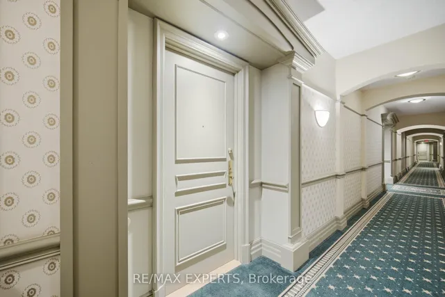 53 Woodbridge Ave #209, Vaughan 5