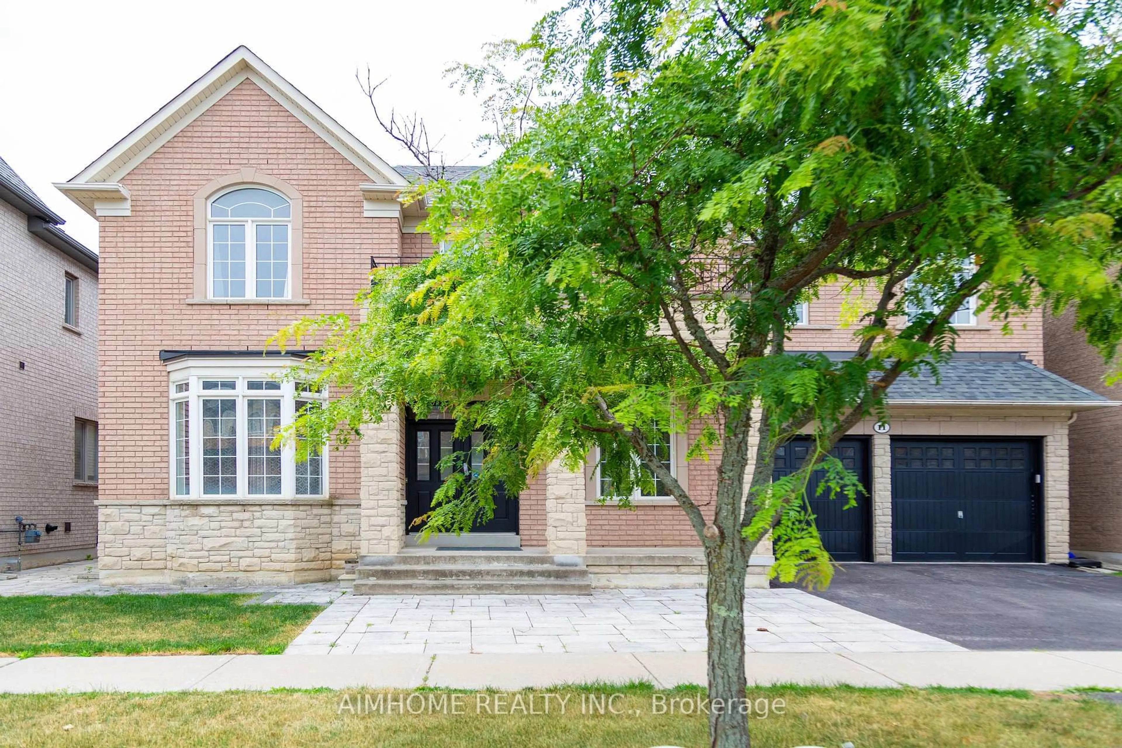 Home with brick exterior material, street for 11 Alpaca Dr, Richmond Hill Ontario L4E 0E6