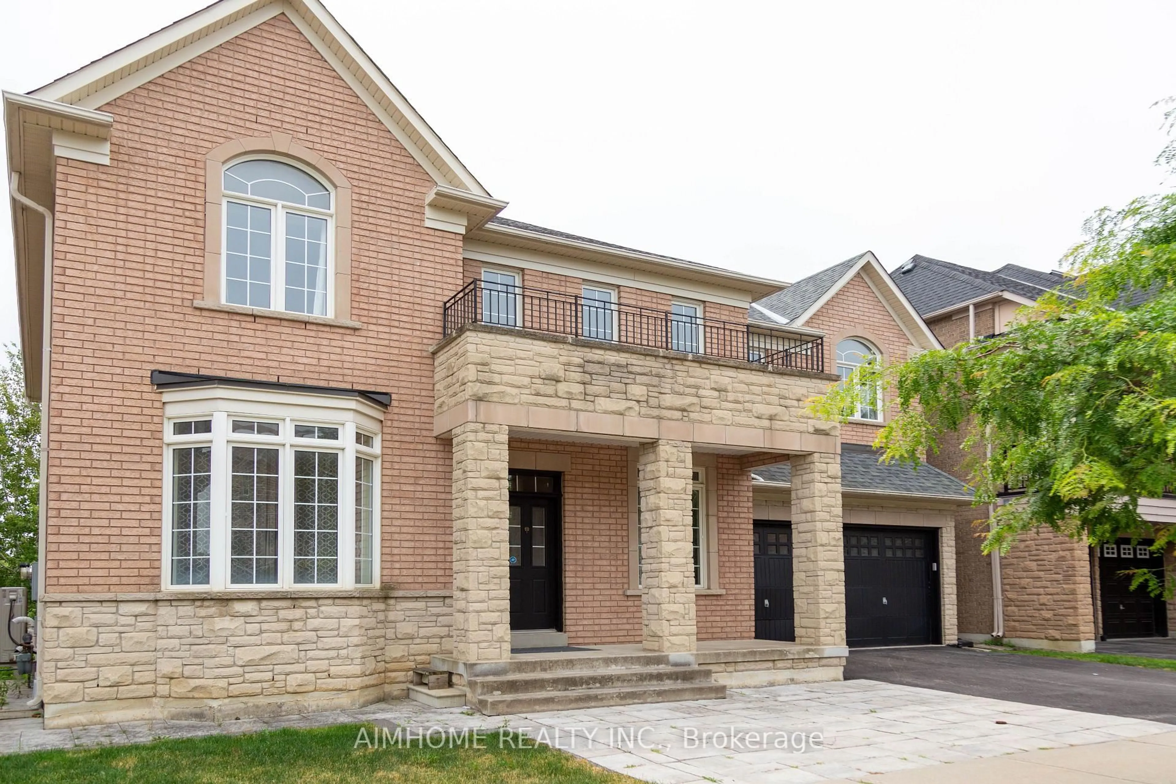 Home with brick exterior material, street for 11 Alpaca Dr, Richmond Hill Ontario L4E 0E6