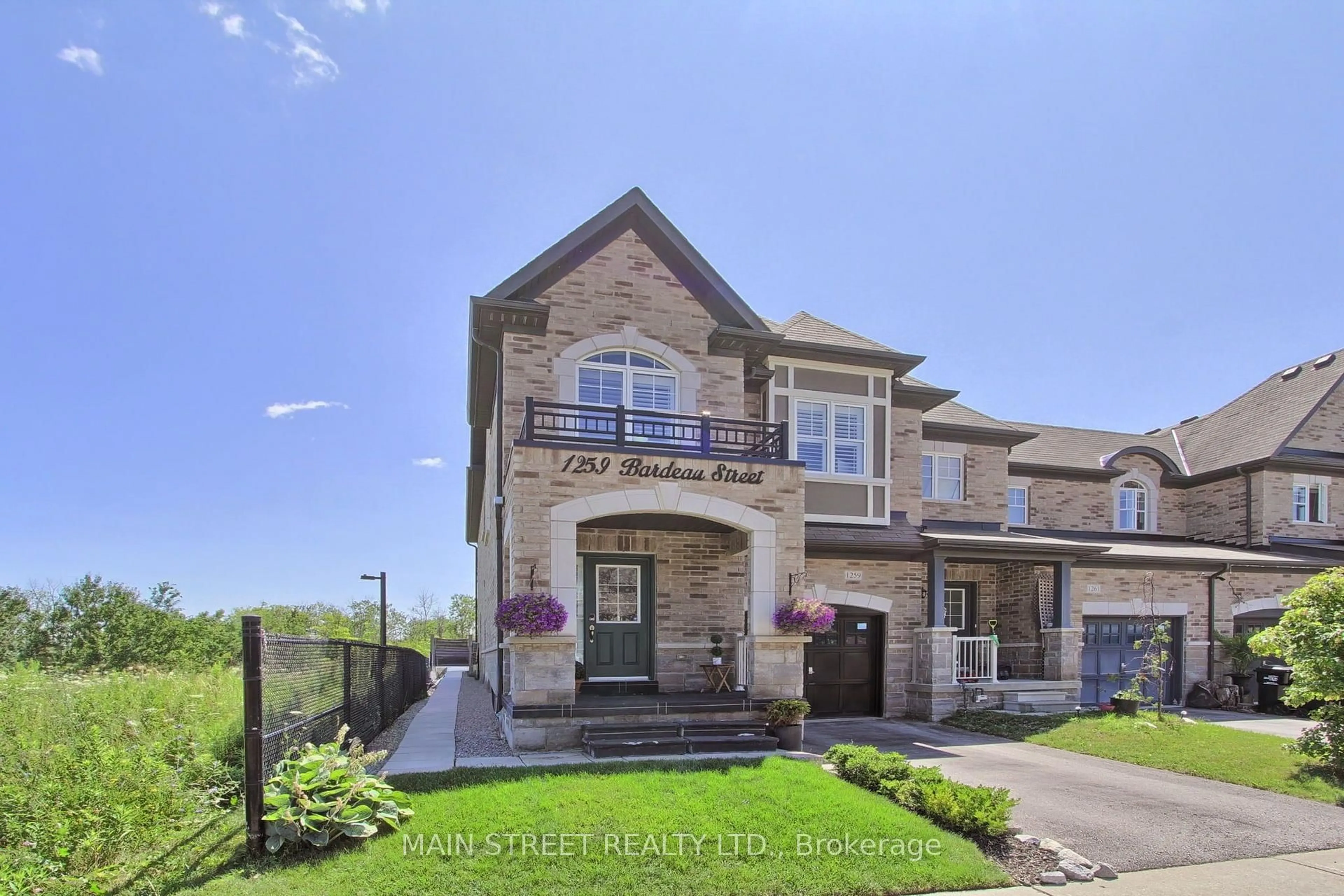Home with brick exterior material, street for 1259 Bardeau St, Innisfil Ontario L0L 1W0