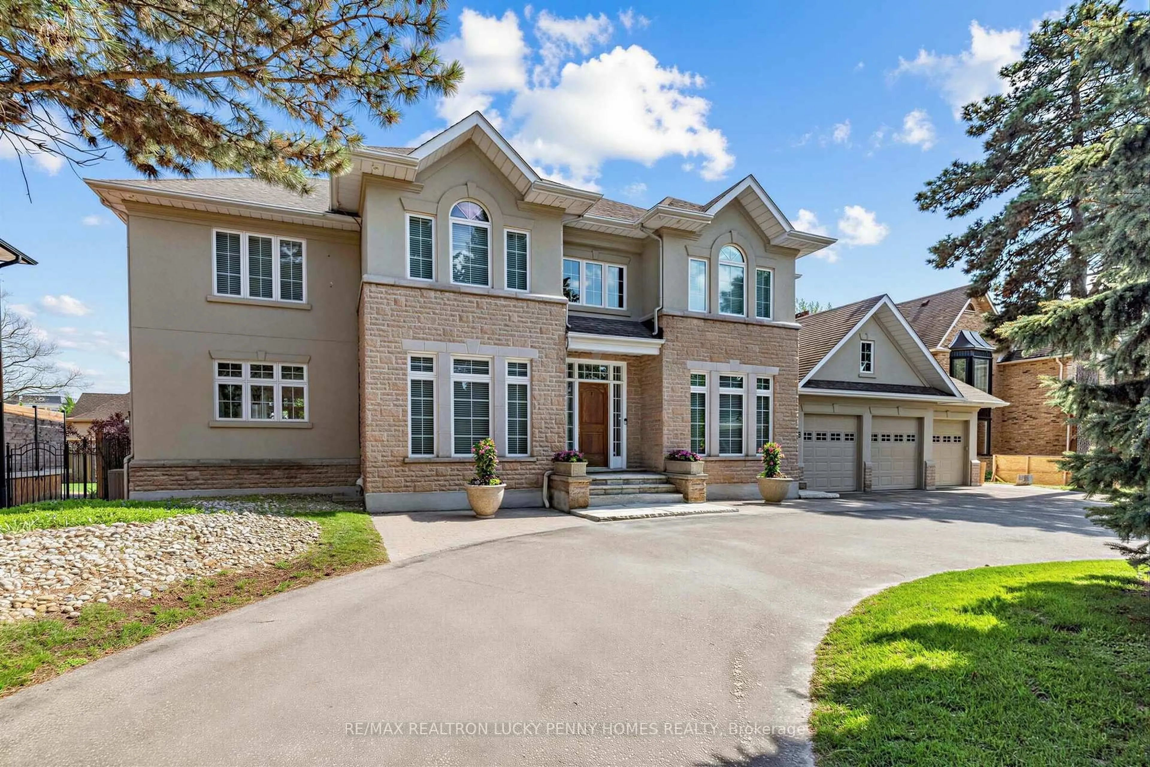 Home with brick exterior material, street for 63 Pomander Rd, Markham Ontario L3R 1X8