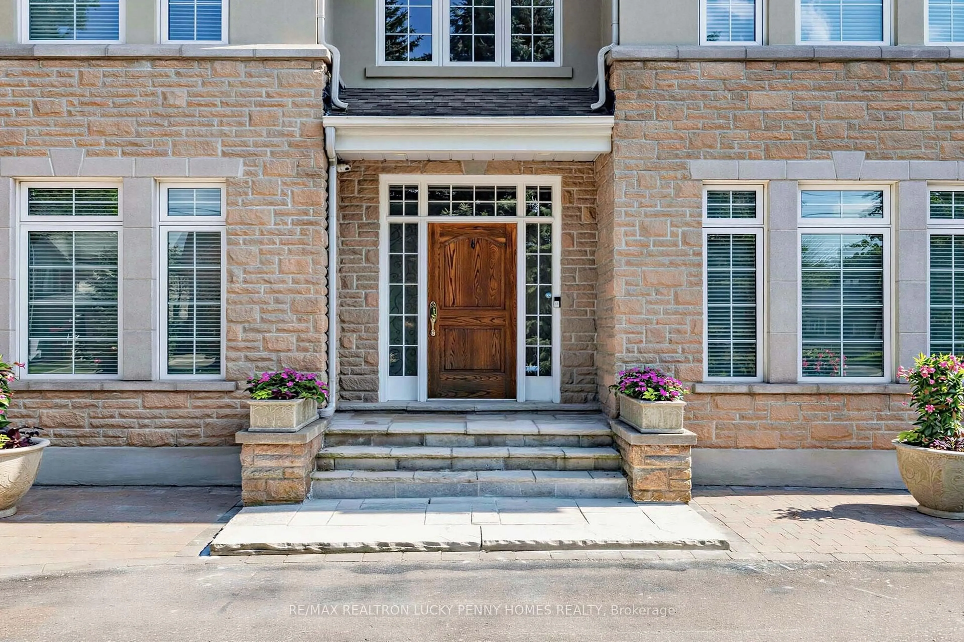 Unknown for 63 Pomander Rd, Markham Ontario L3R 1X8