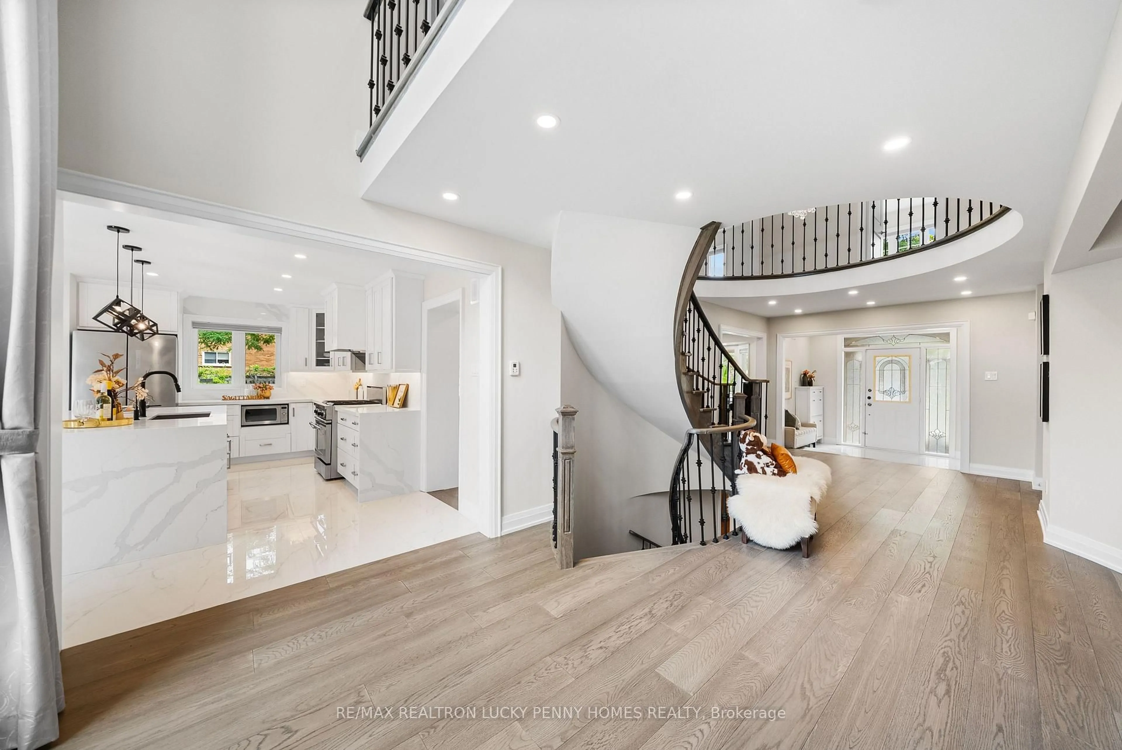 Unknown for 6 Pilgrim Dr, Markham Ontario L6C 1R4