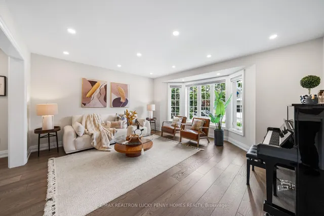 6 Pilgrim Dr, Markham 5