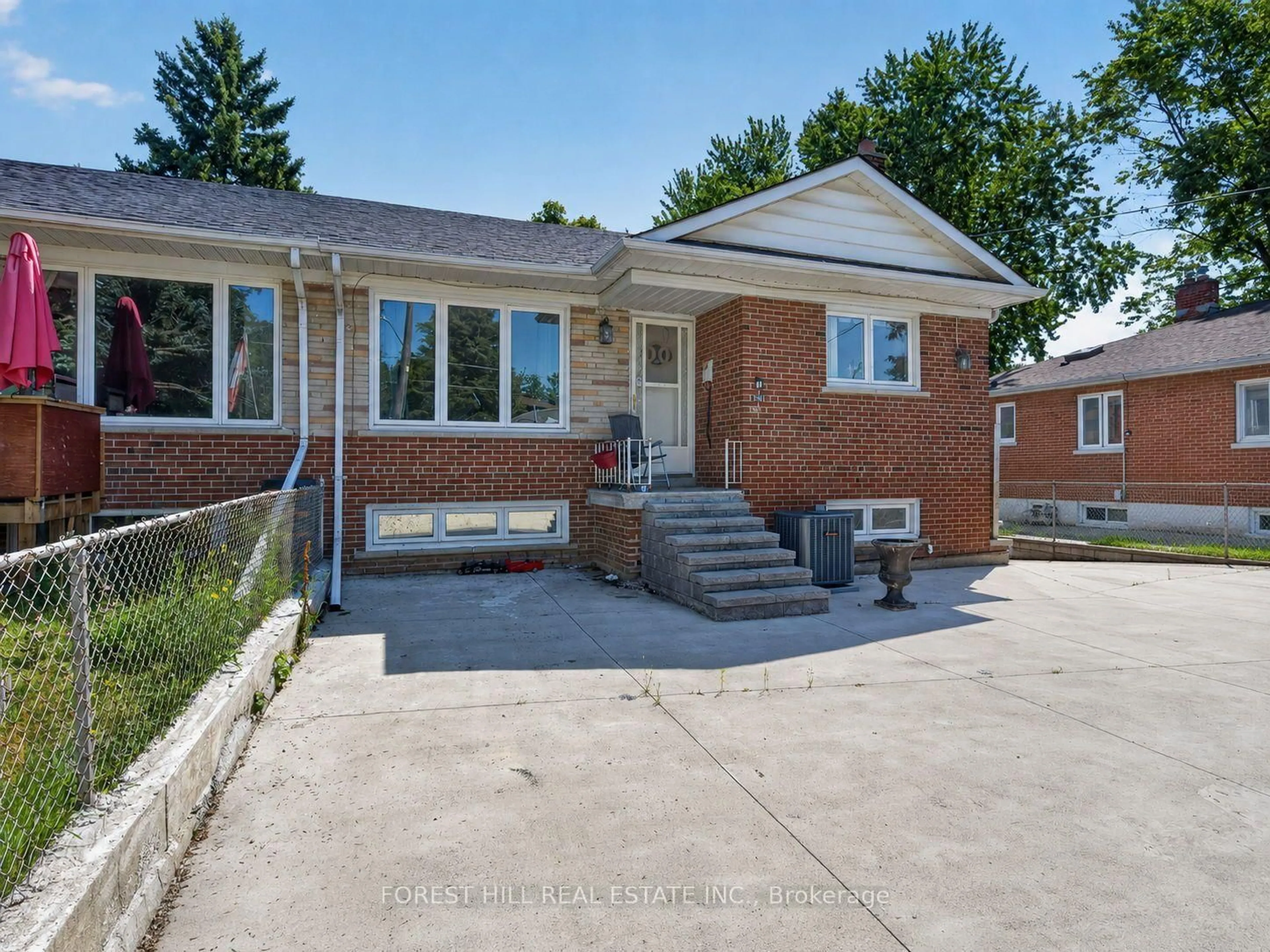Home with brick exterior material, street for 361 Blue Grass Blvd, Richmond Hill Ontario L4C 3H3
