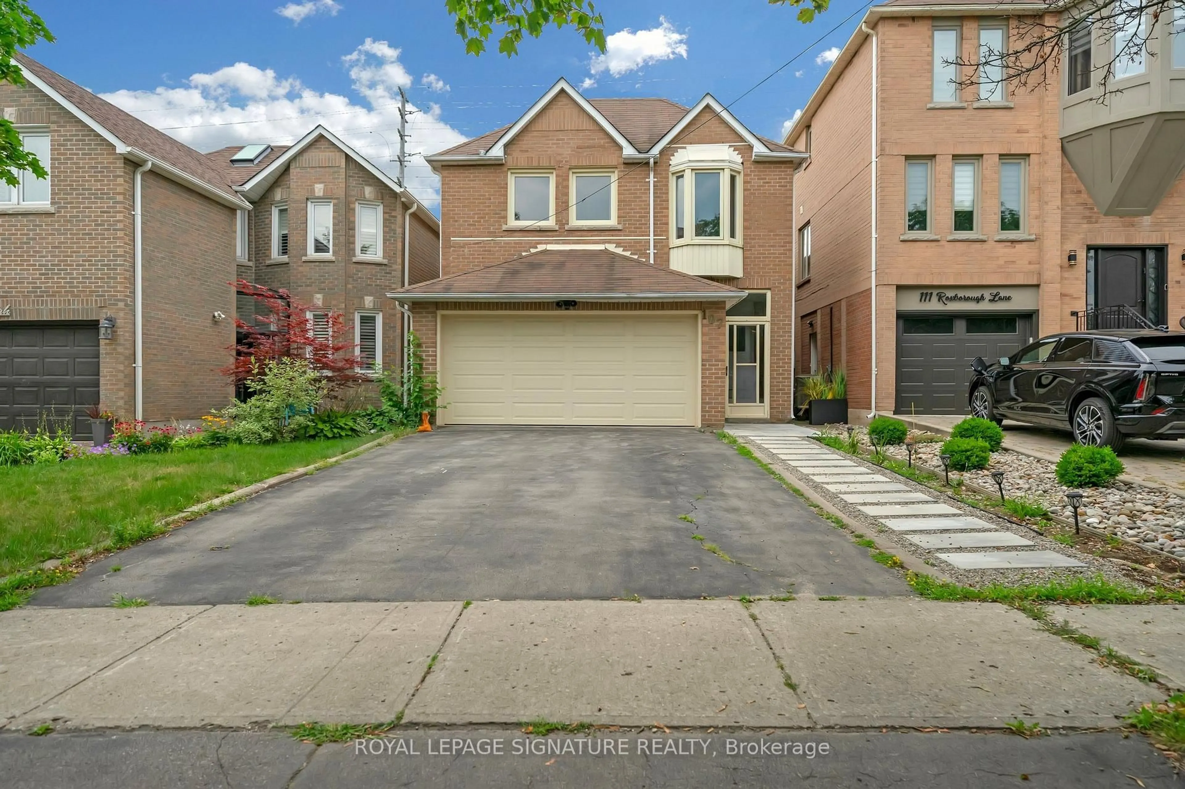 Unknown for 107 Roxborough Lane, Vaughan Ontario L4J 4T5