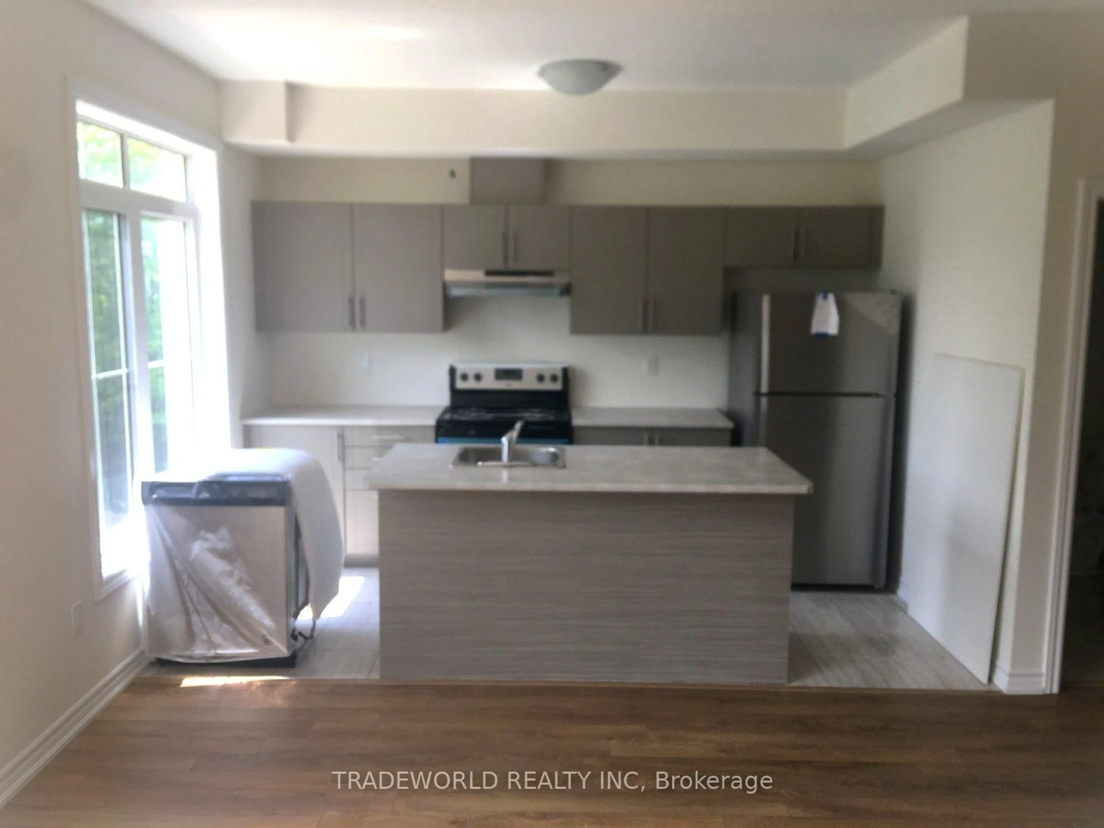 Unknown for 181 Parktree Dr #40, Vaughan Ontario L6A 5B1