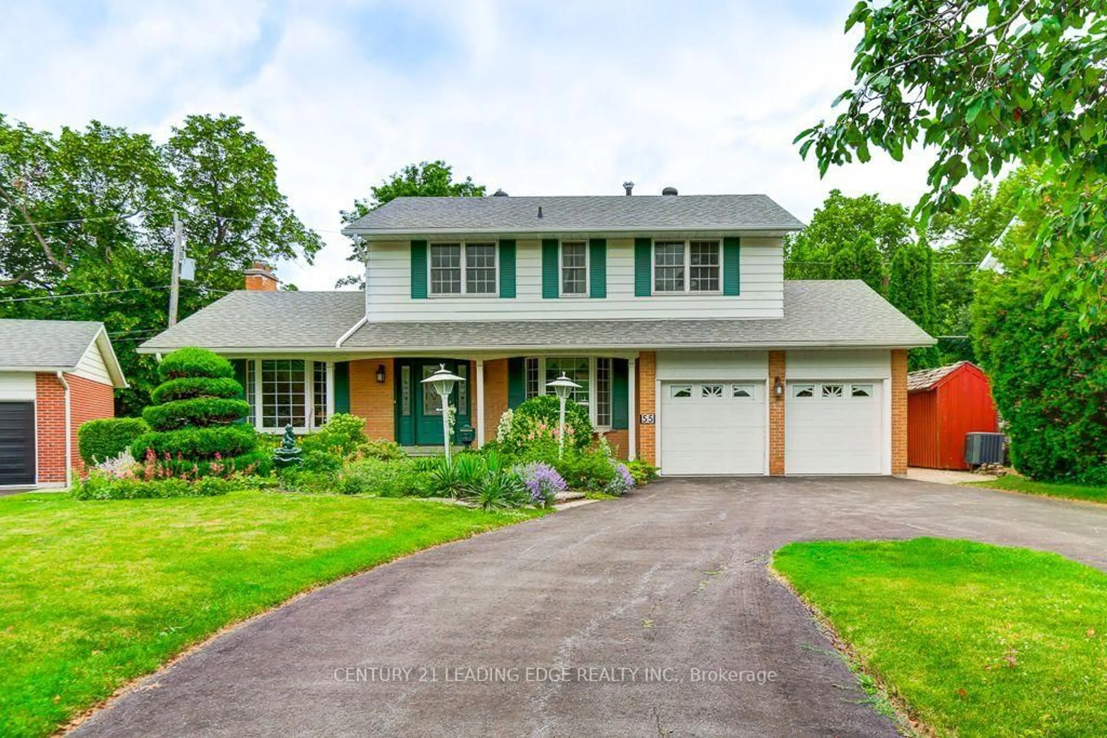 Home with vinyl exterior material, street for 55 Drakefield Rd, Markham Ontario L3P 1G8