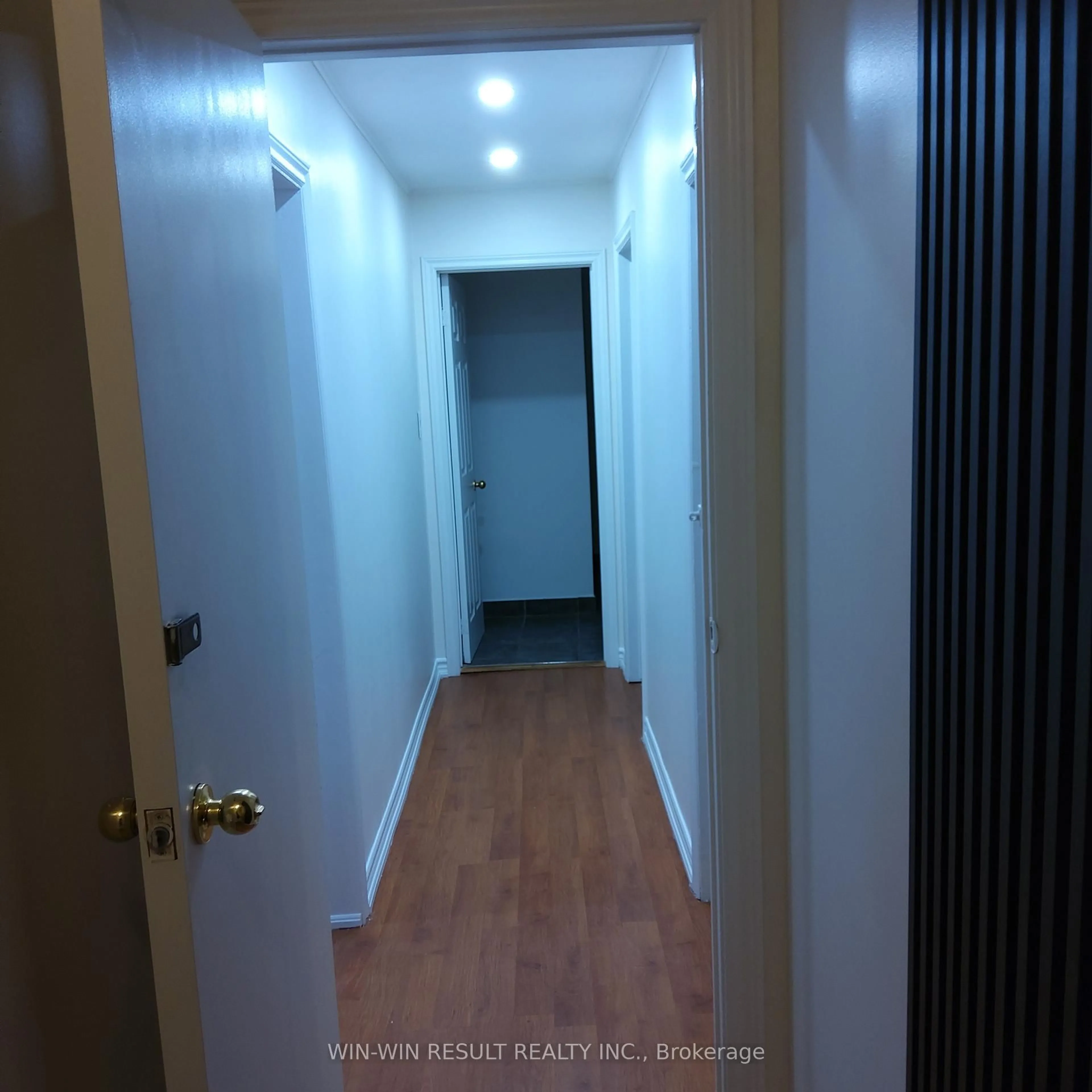 Indoor foyer for 243 Cedarholme Ave, Georgina Ontario L4P 2W5