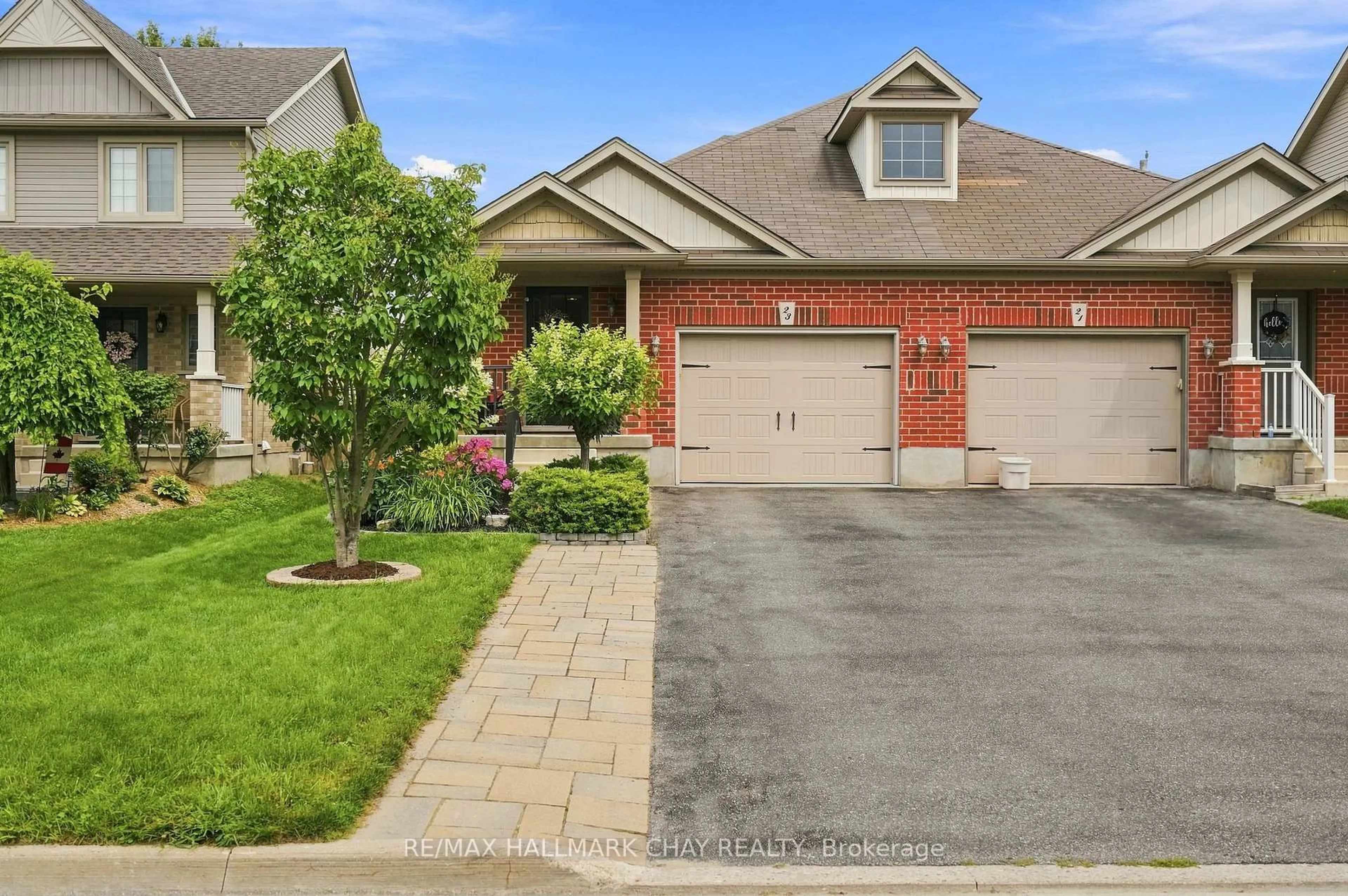 Home with brick exterior material, street for 23 Banting Cres, Essa Ontario L3W 0P3